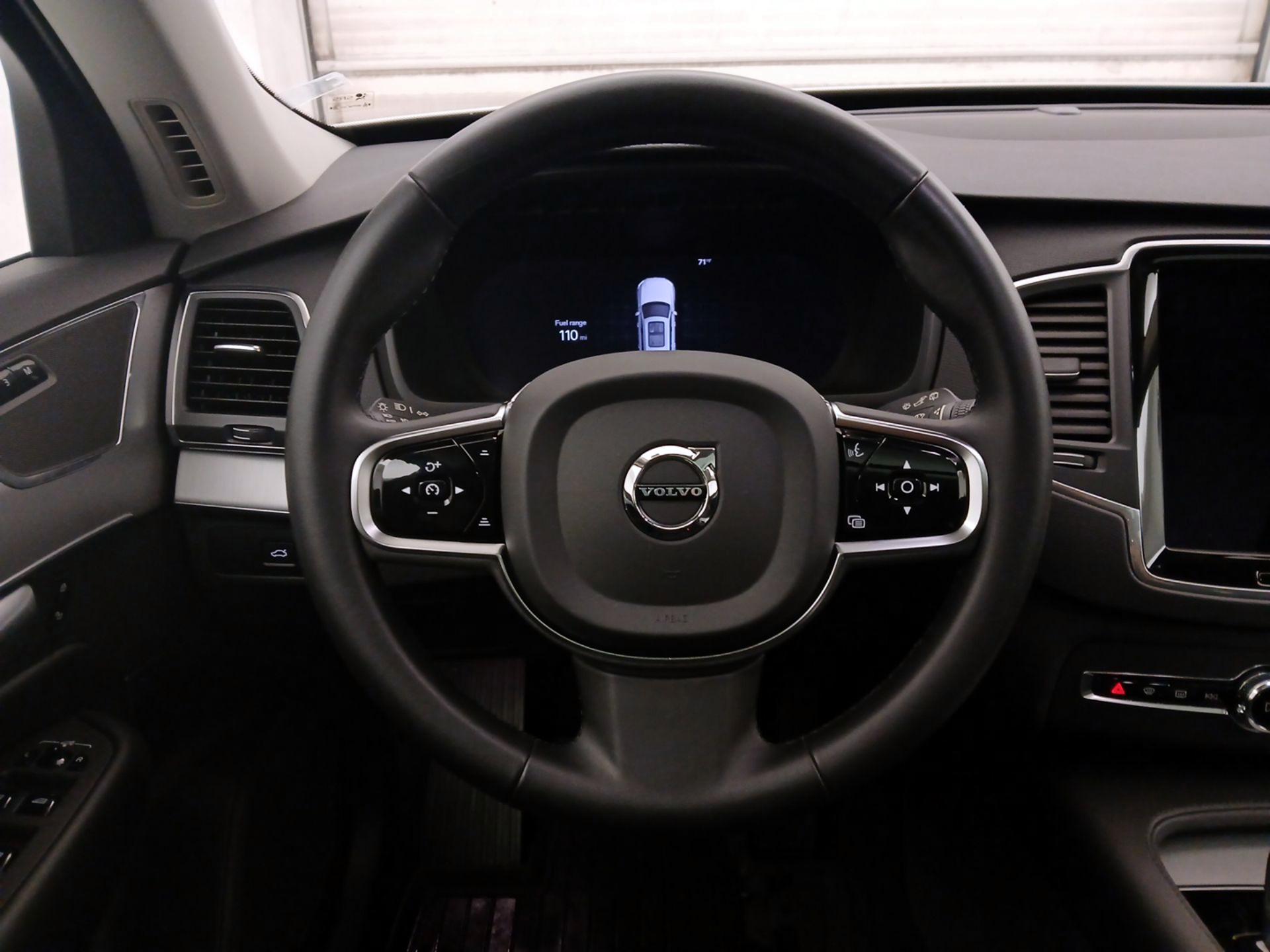 Thumbnail: 2024 Volvo XC90 - 10