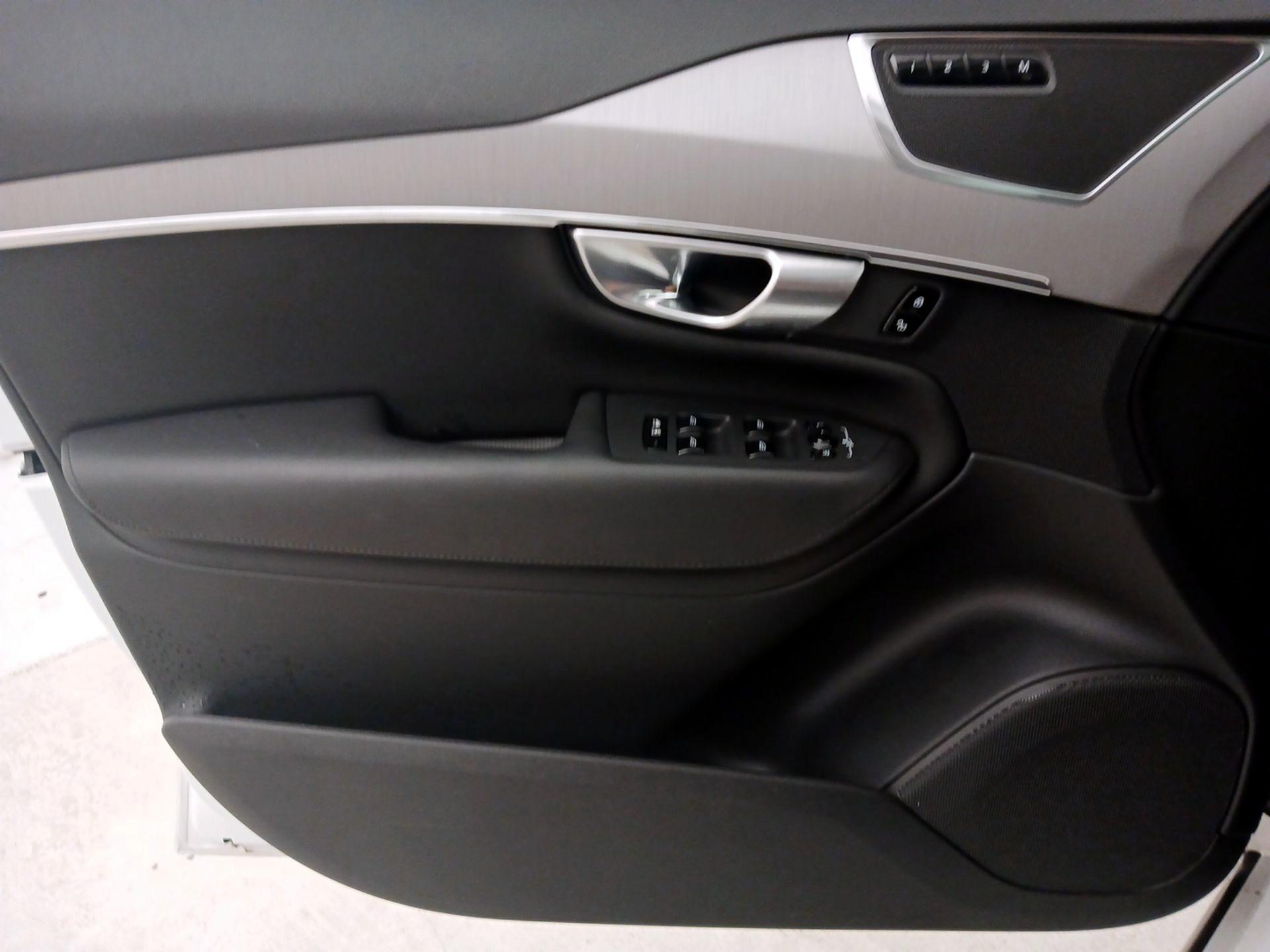 Thumbnail: 2024 Volvo XC90 - 12