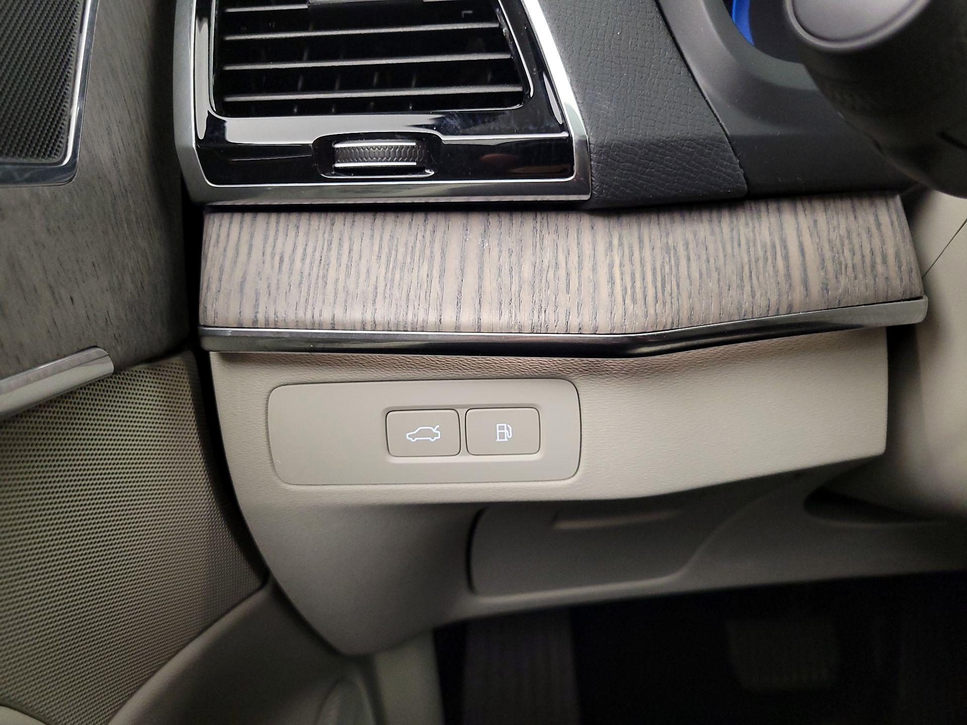 Thumbnail: 2024 Volvo XC90 - 13