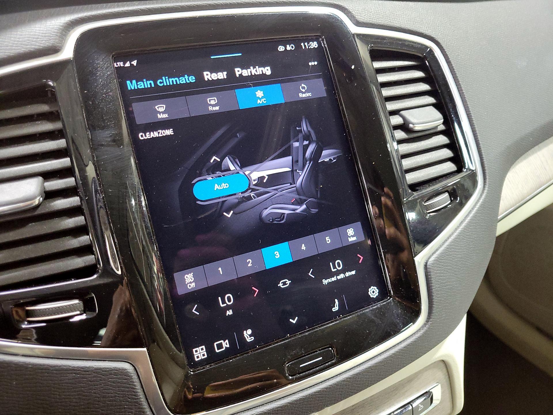 Thumbnail: 2024 Volvo XC90 - 17