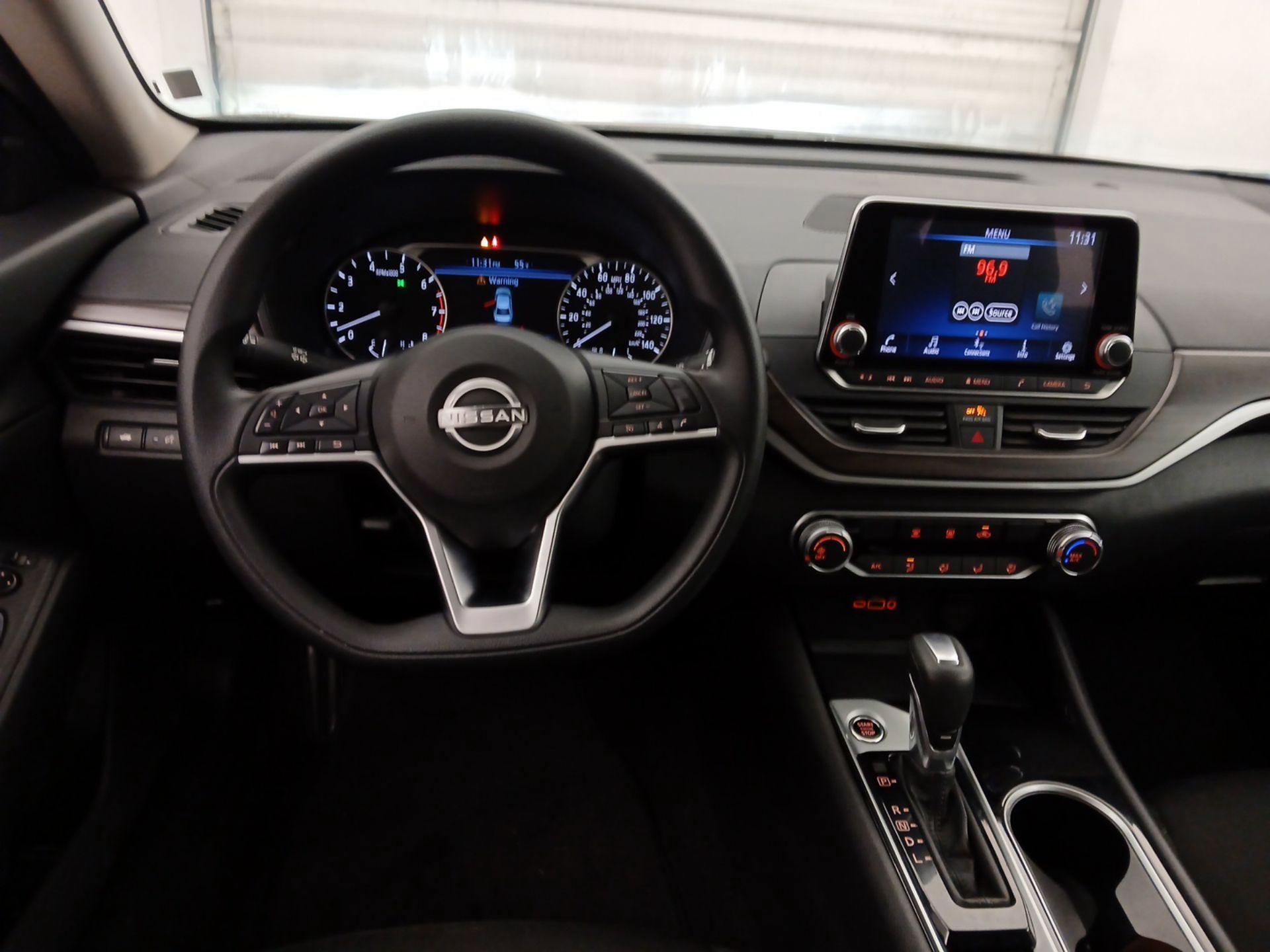 Thumbnail: 2024 Nissan Altima - 10