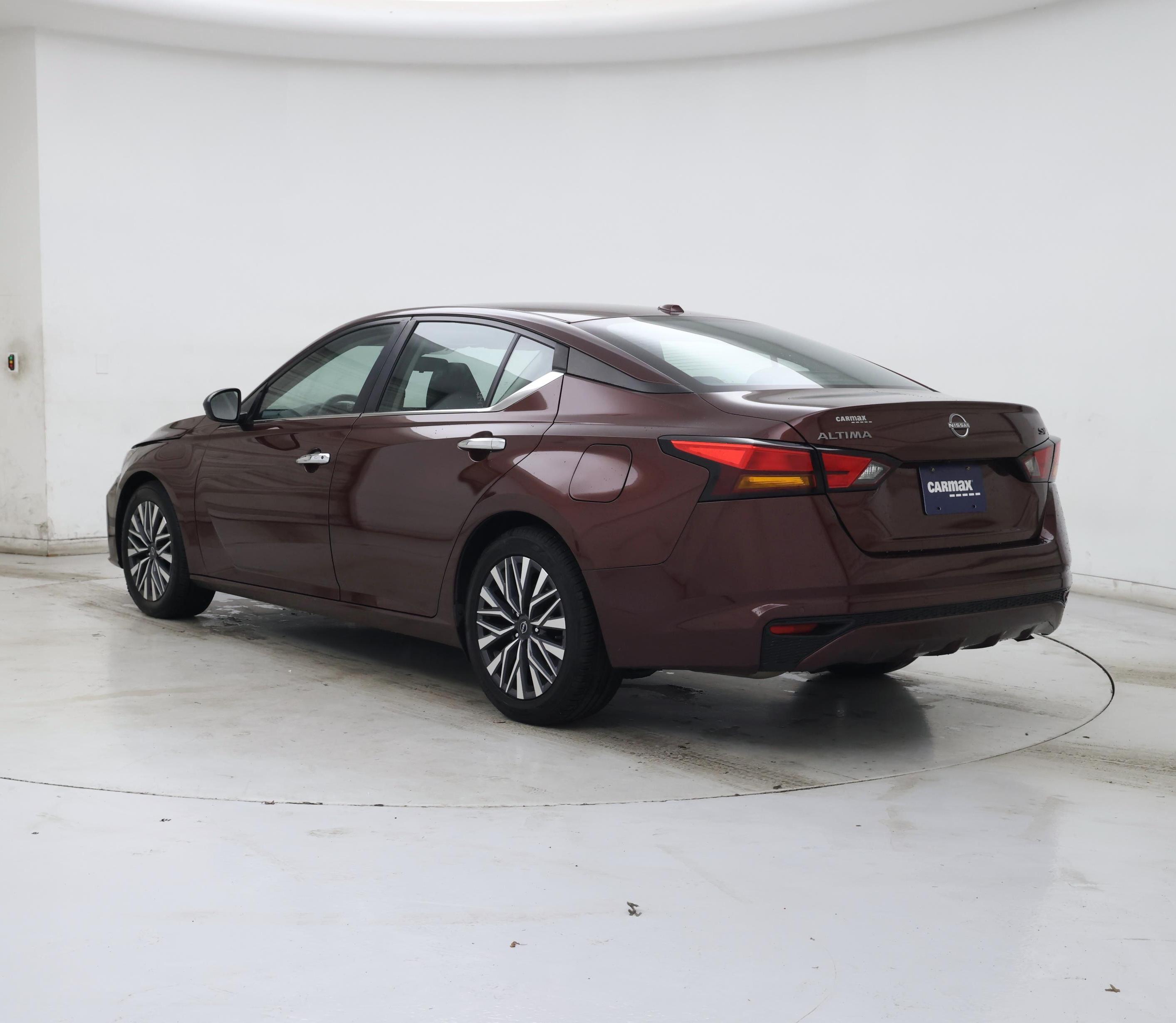 Thumbnail: 2024 Nissan Altima - 2