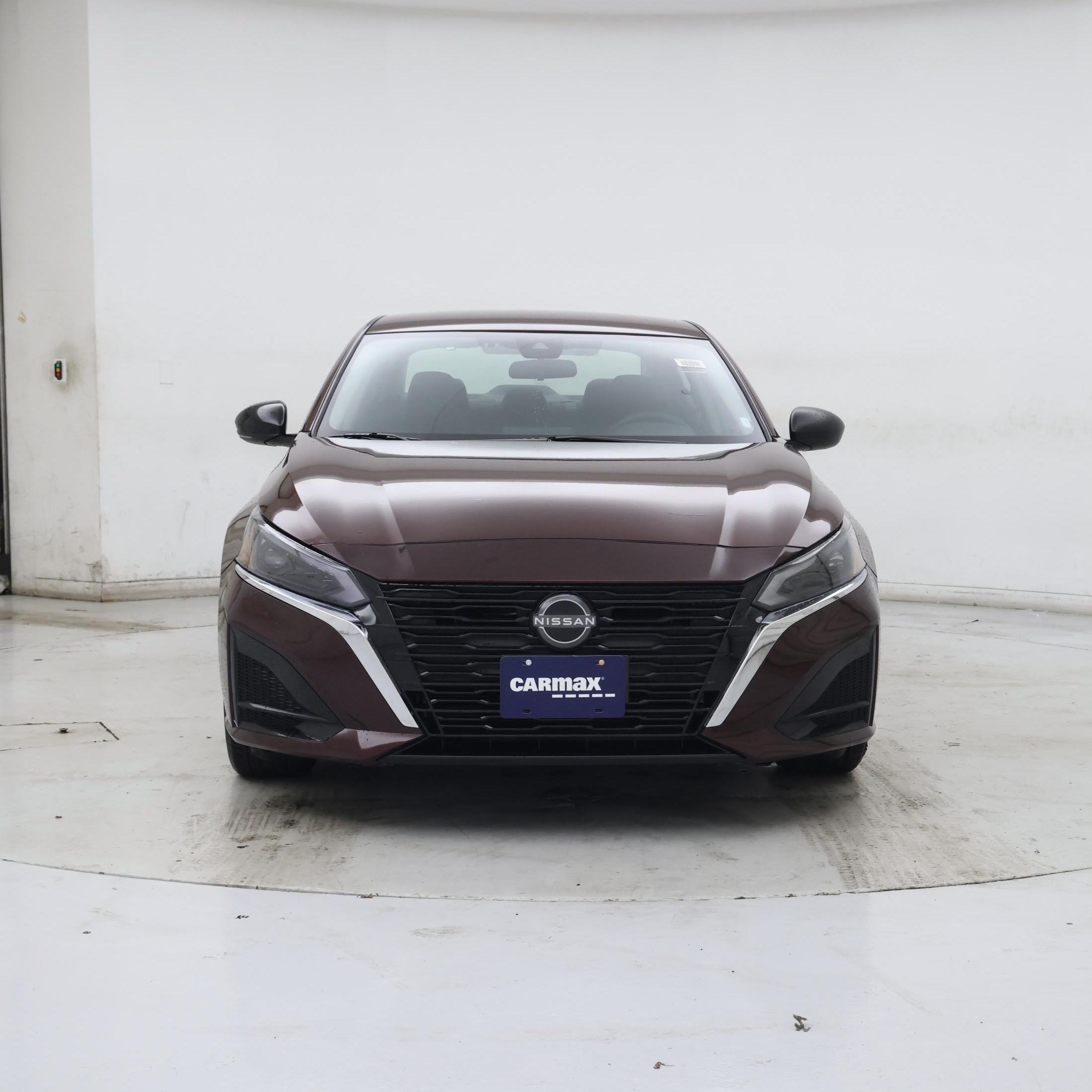 Thumbnail: 2024 Nissan Altima - 5