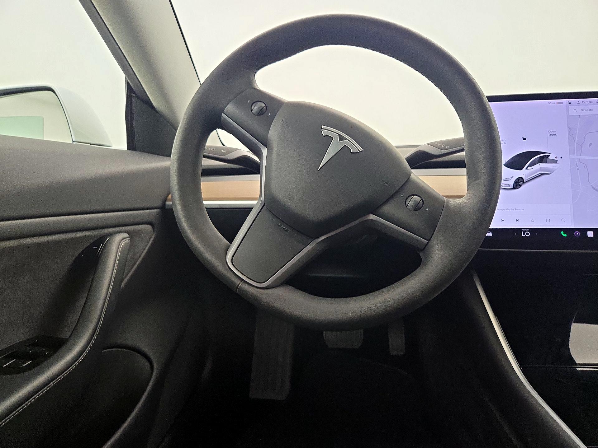 Thumbnail: 2019 Tesla Model 3 - 10