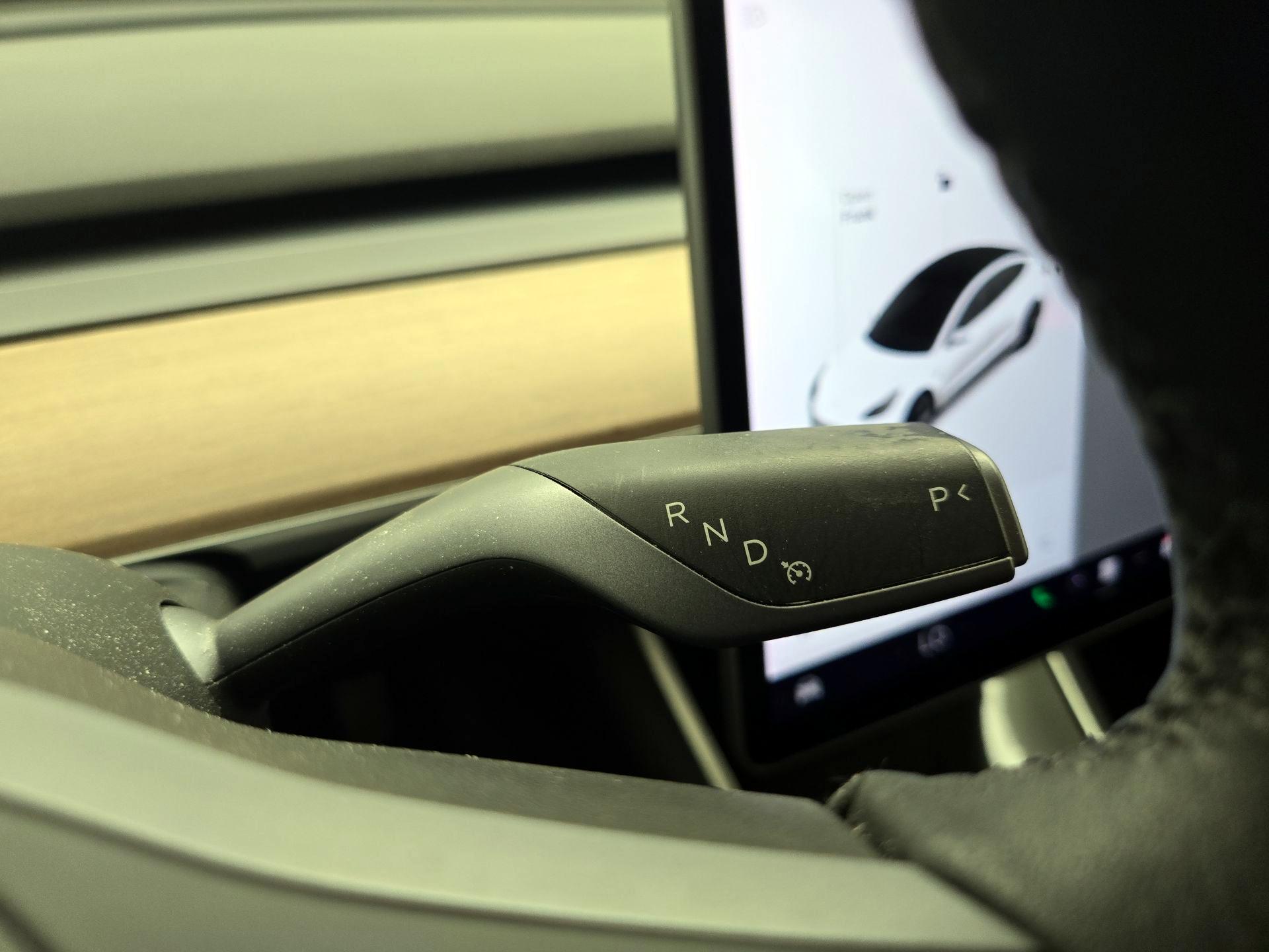 Thumbnail: 2019 Tesla Model 3 - 17