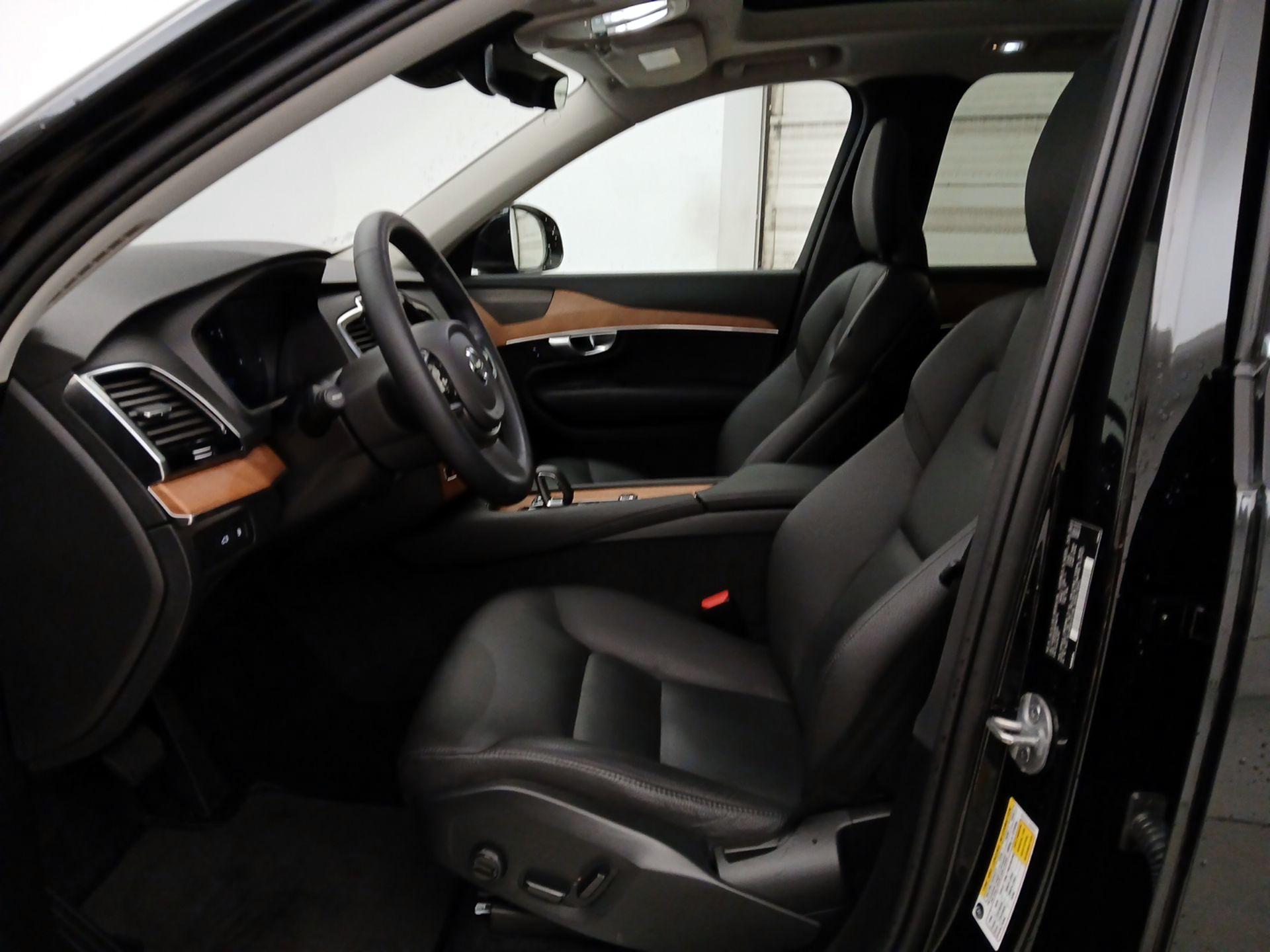 Thumbnail: 2024 Volvo XC90 - 11