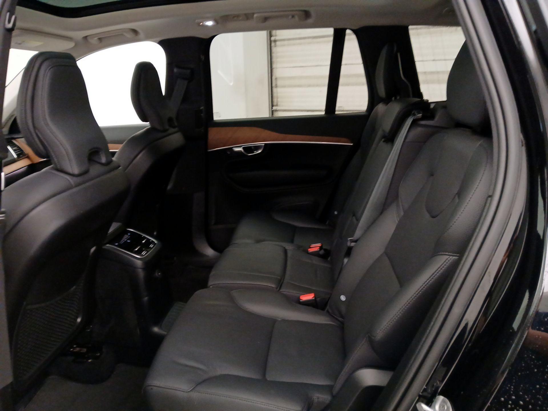 Thumbnail: 2024 Volvo XC90 - 20