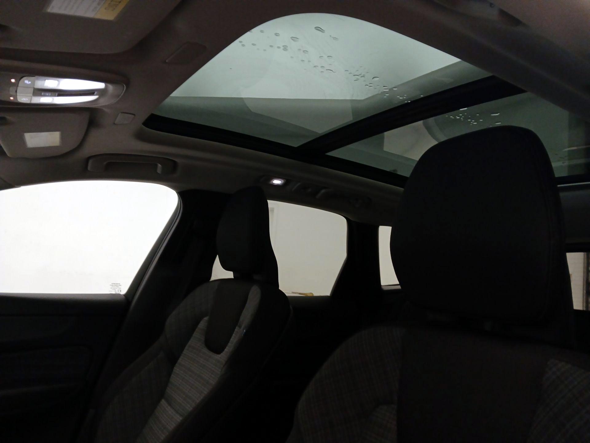 Thumbnail: 2023 Volvo XC60 - 19