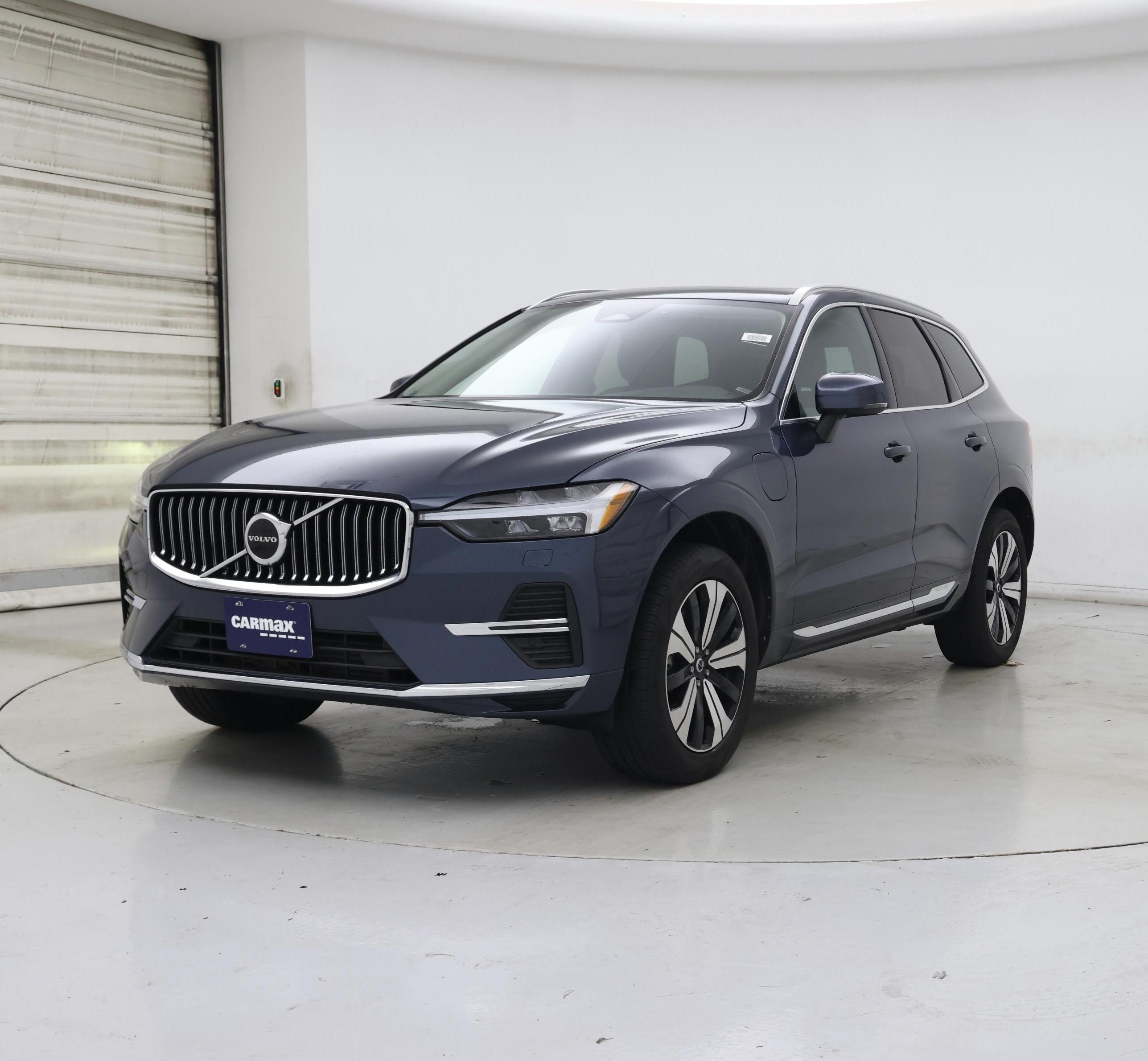 Thumbnail: 2023 Volvo XC60 - 4