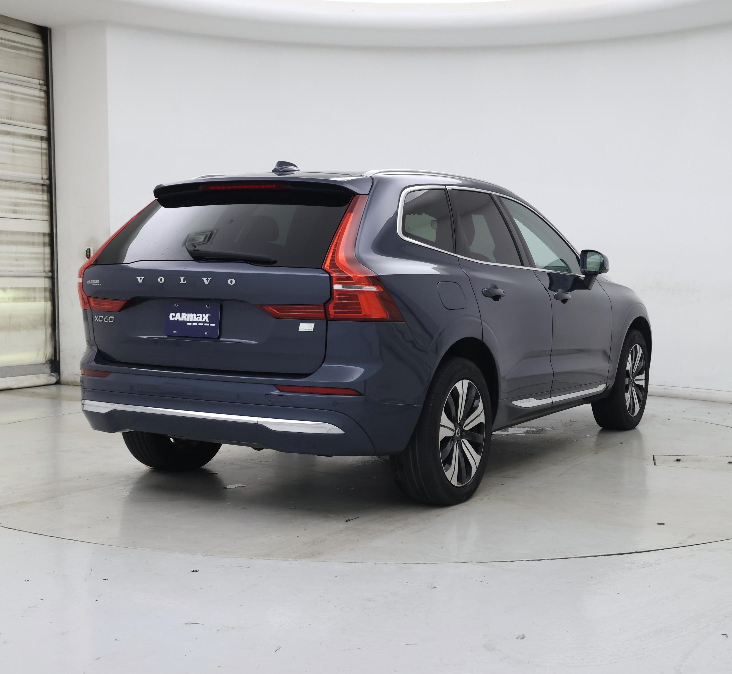 Thumbnail: 2023 Volvo XC60 - 8
