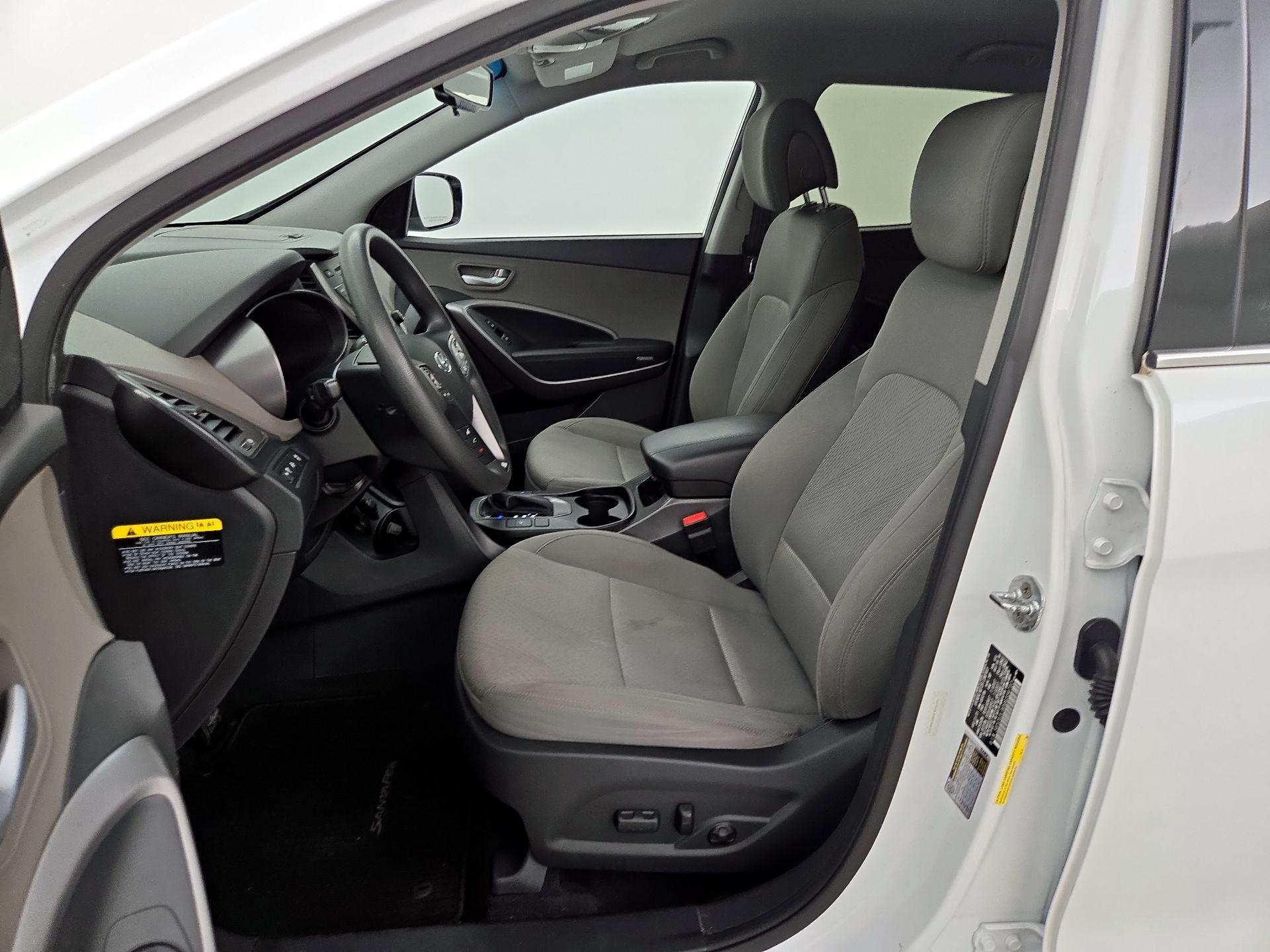 Thumbnail: 2016 Hyundai Santa Fe - 11