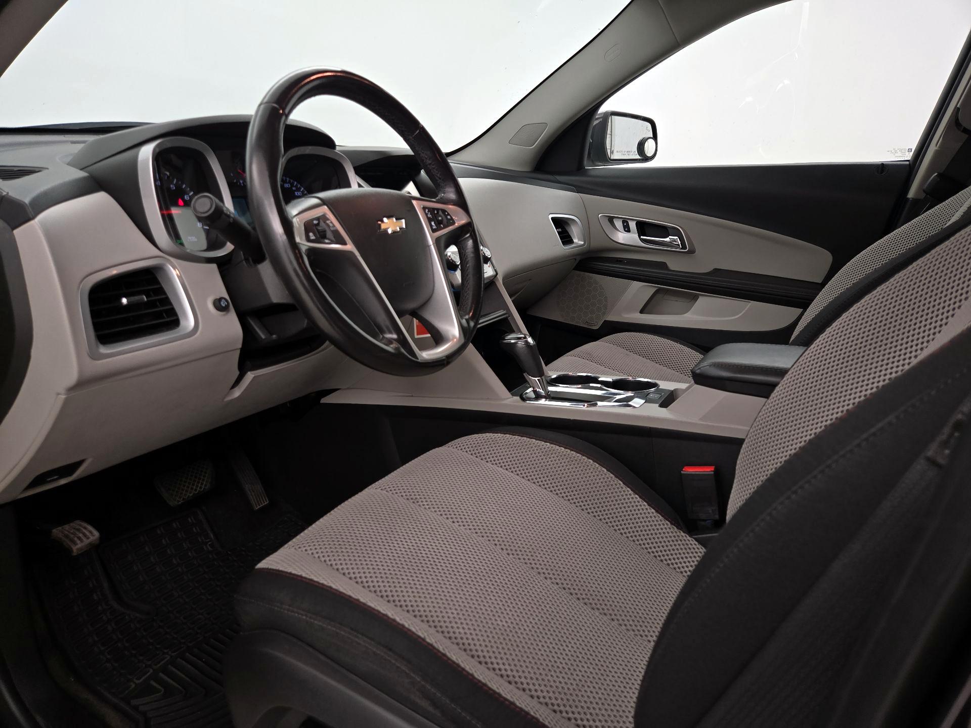Thumbnail: 2016 Chevrolet Equinox - 11