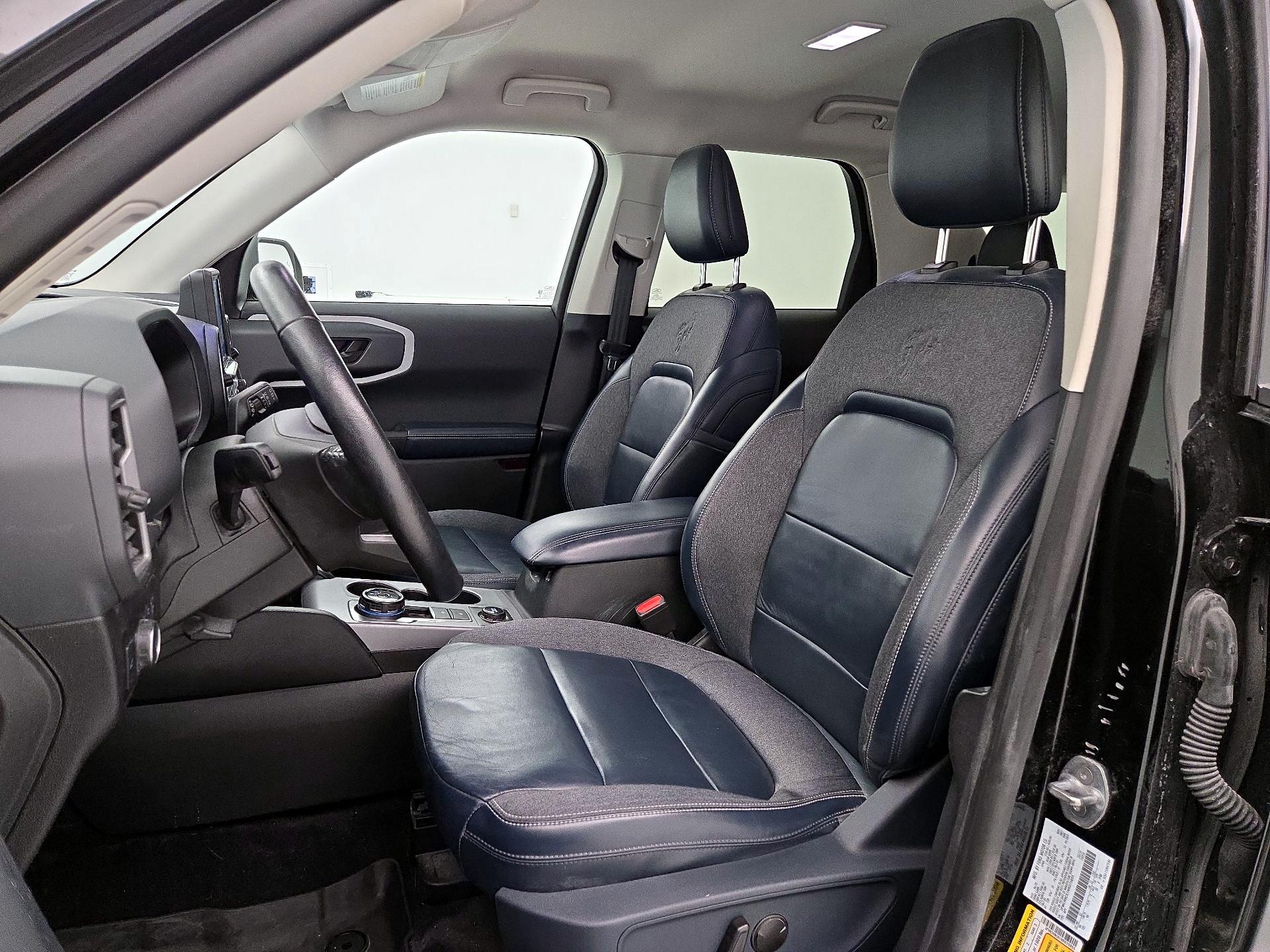 Thumbnail: 2022 Ford Bronco Sport - 11