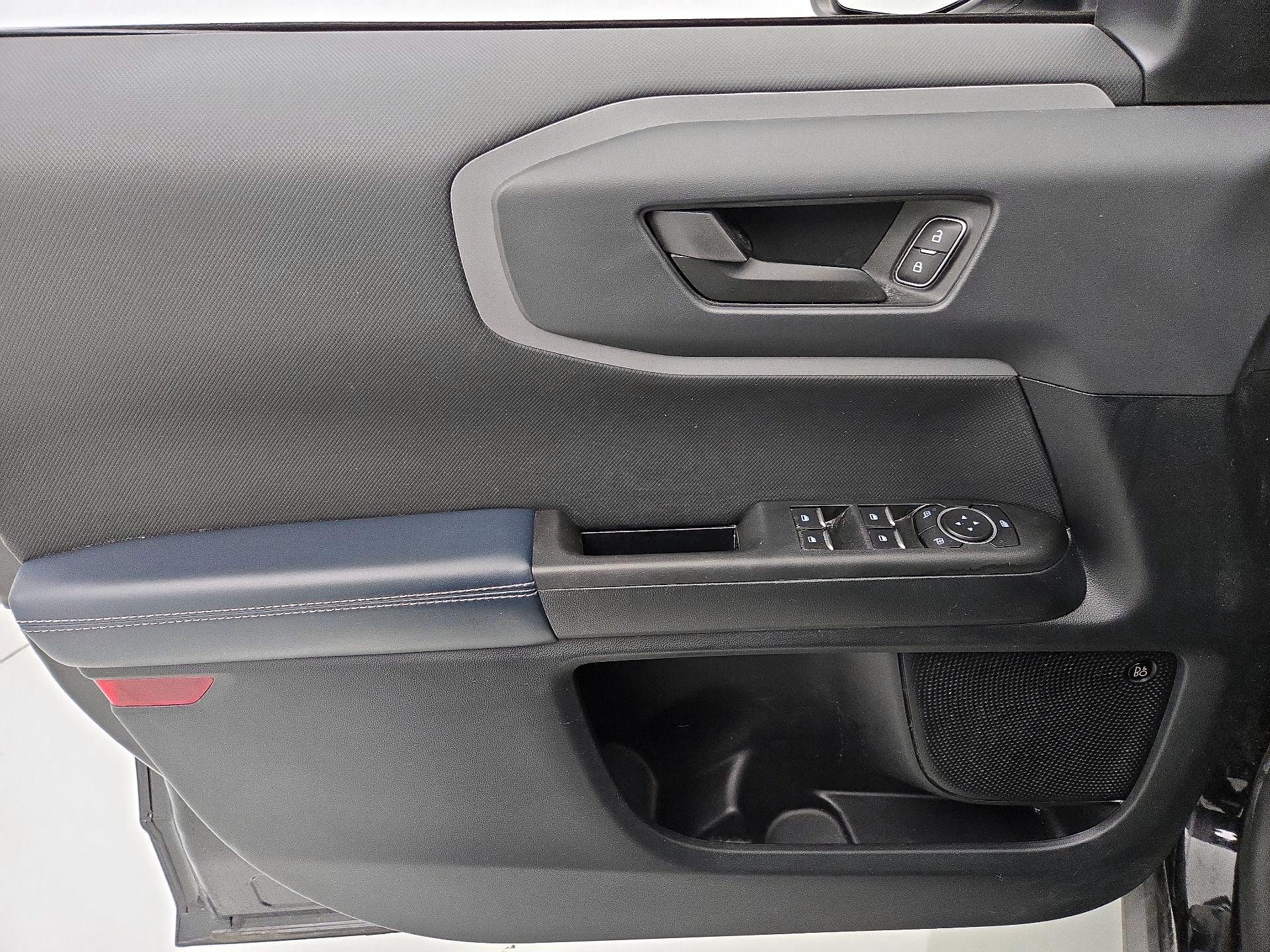 Thumbnail: 2022 Ford Bronco Sport - 12