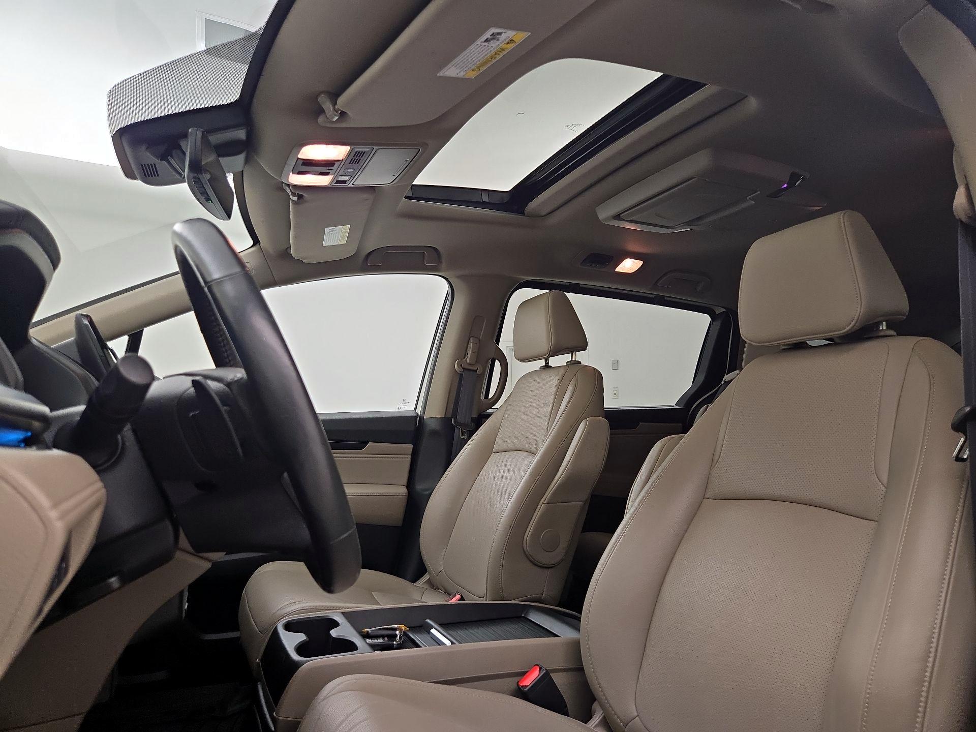 Thumbnail: 2019 Honda Odyssey - 19