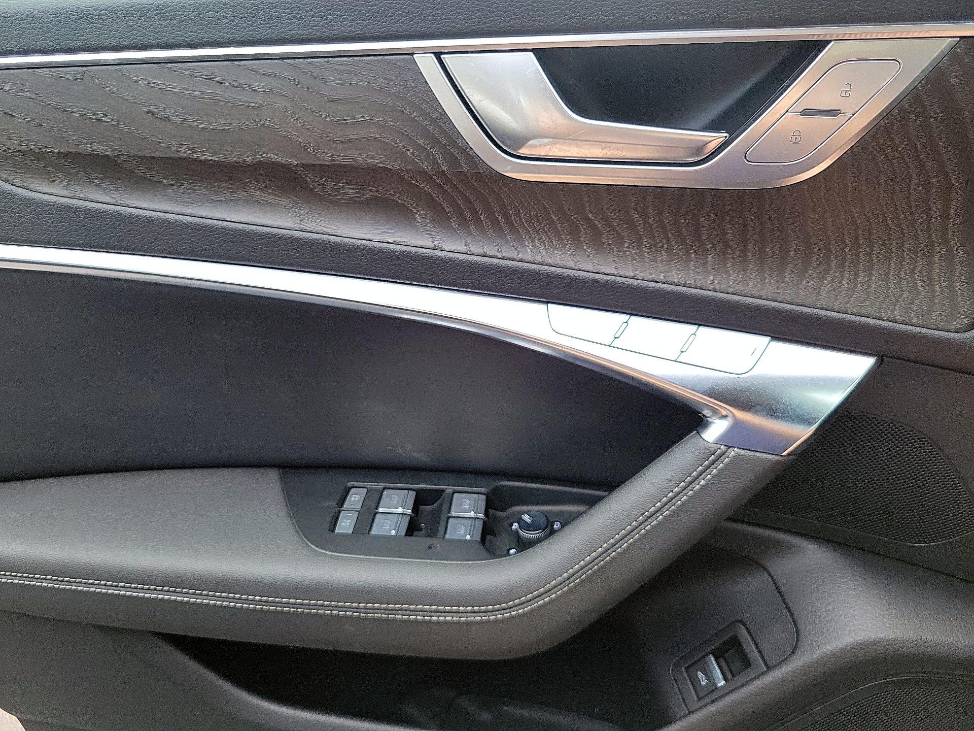 Thumbnail: 2023 Audi A6 - 10