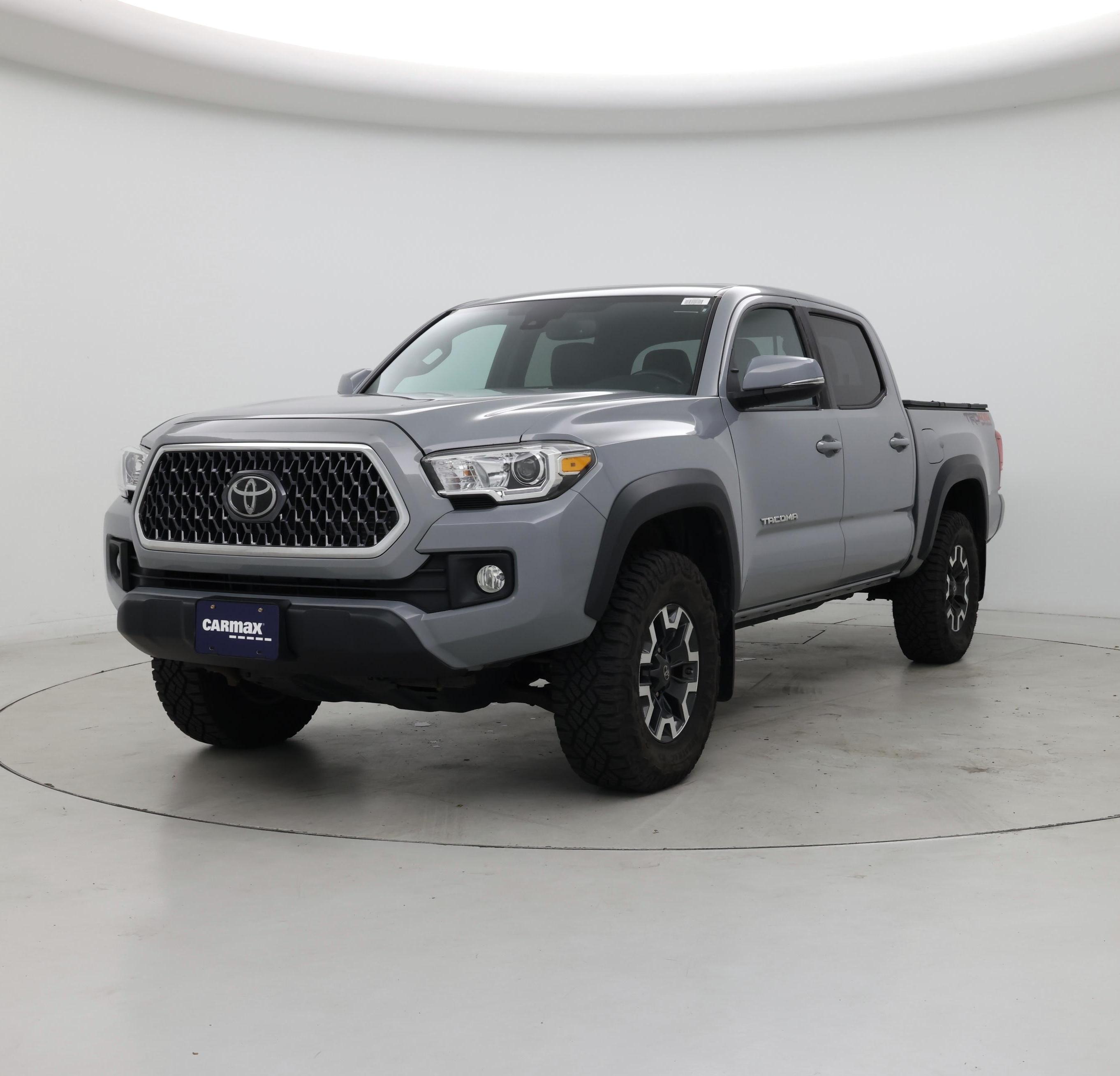 Thumbnail: 2019 Toyota Tacoma - 4
