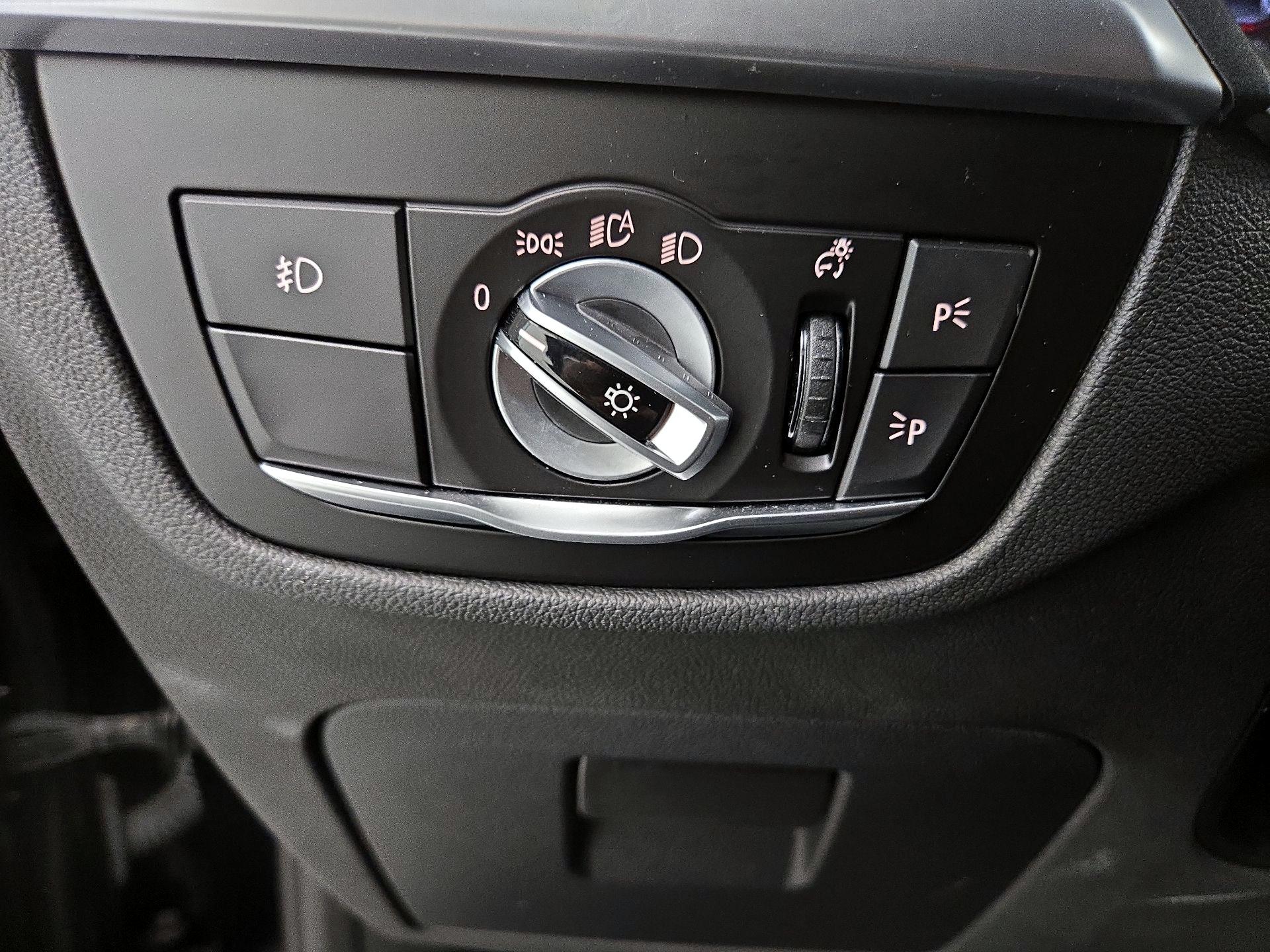 Thumbnail: 2021 BMW X3 - 13