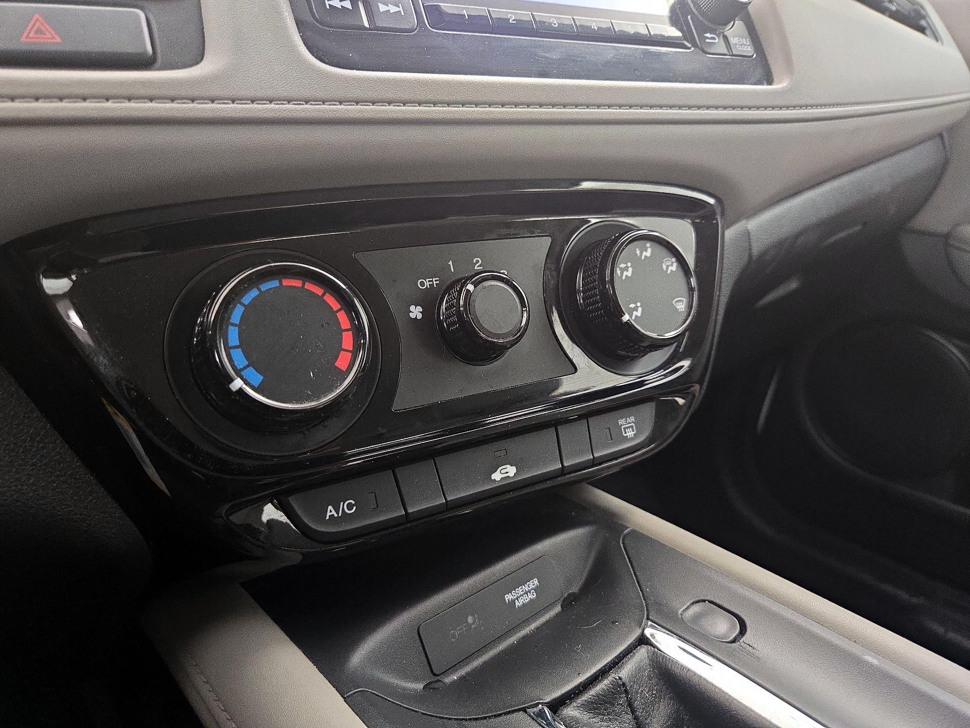 Thumbnail: 2016 Honda HR-V - 16