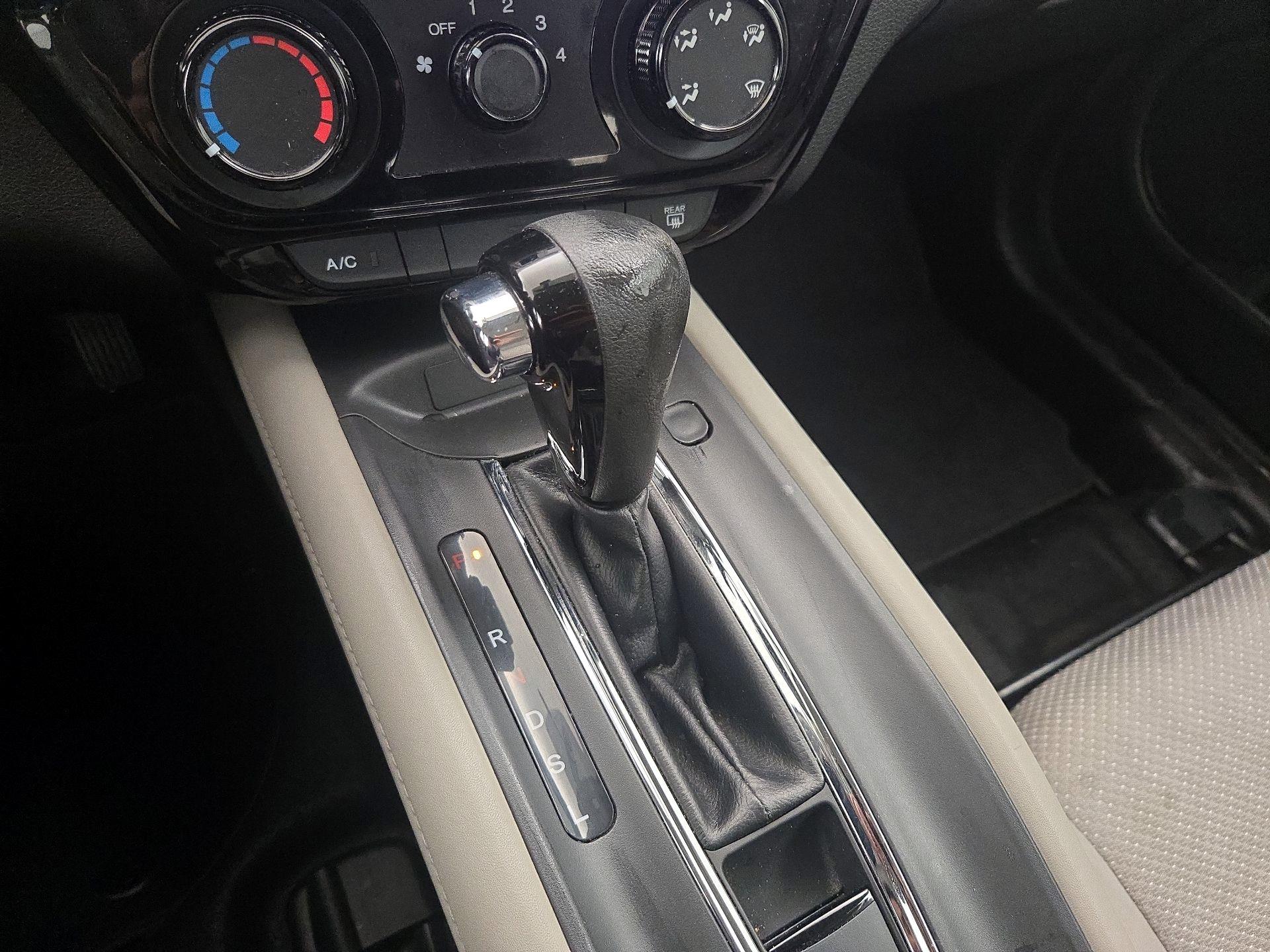 Thumbnail: 2016 Honda HR-V - 17