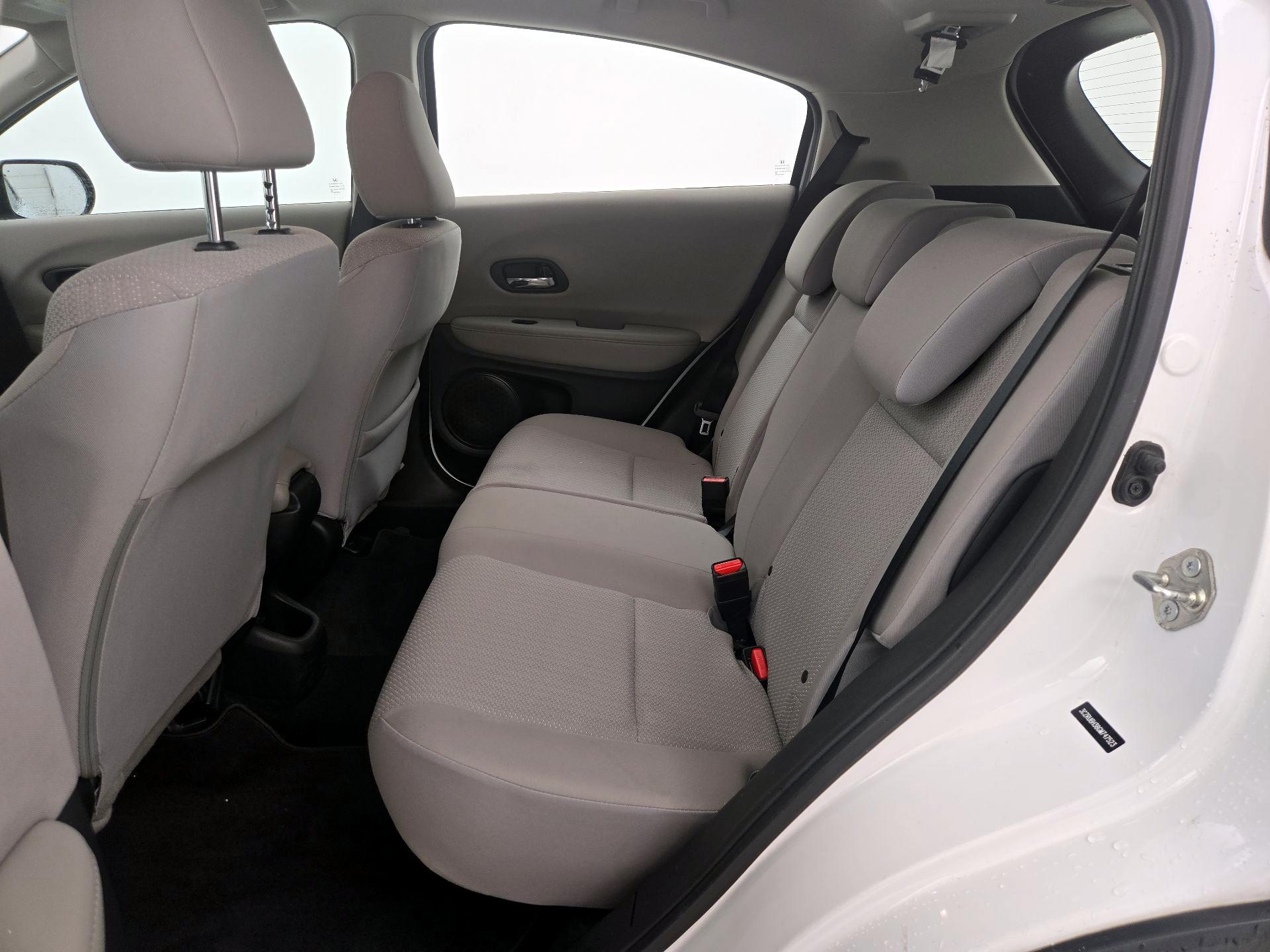 Thumbnail: 2016 Honda HR-V - 19