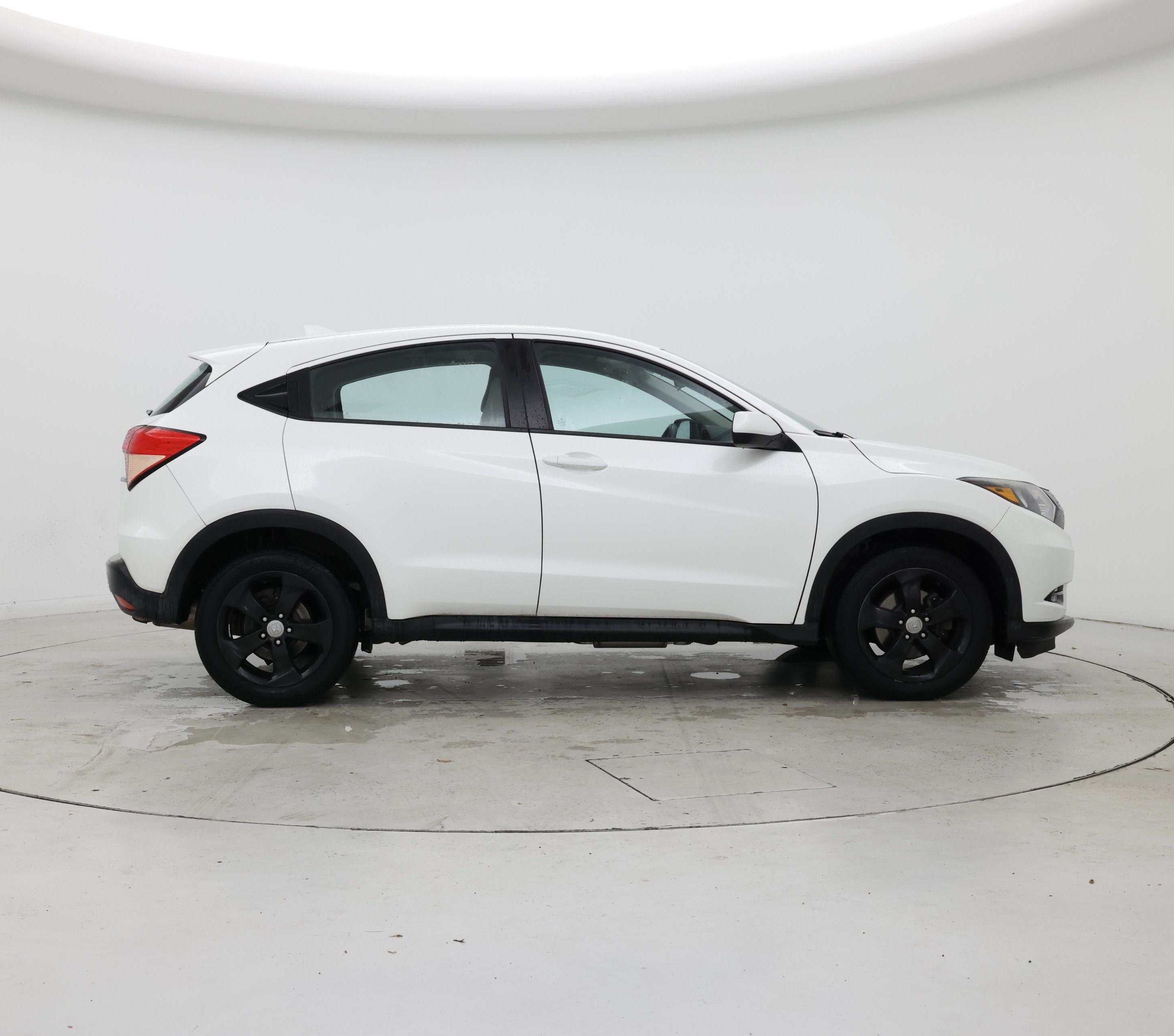 Thumbnail: 2016 Honda HR-V - 7