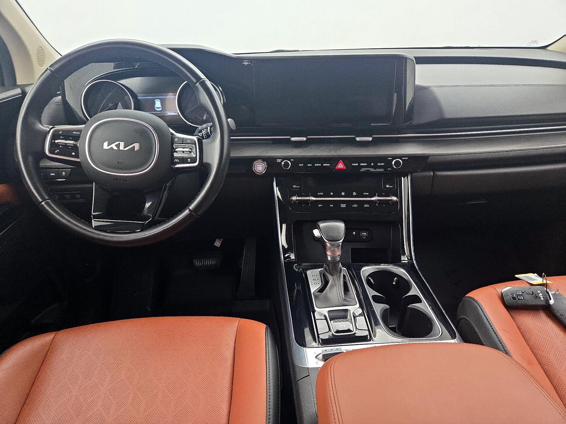 Thumbnail: 2022 Kia Carnival - 9