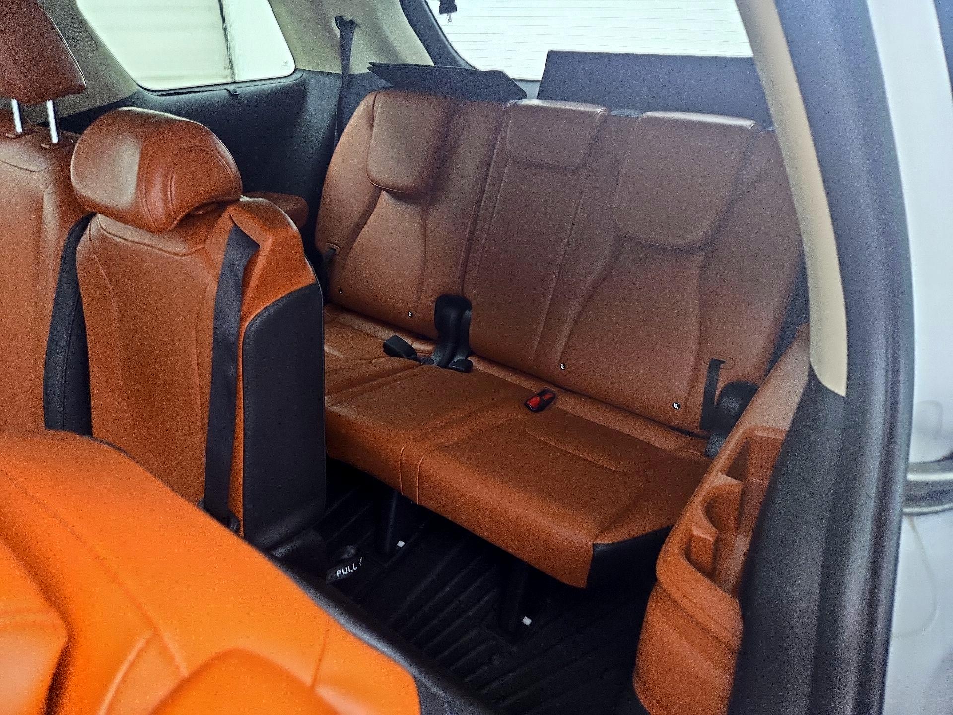 Thumbnail: 2022 Kia Carnival - 20