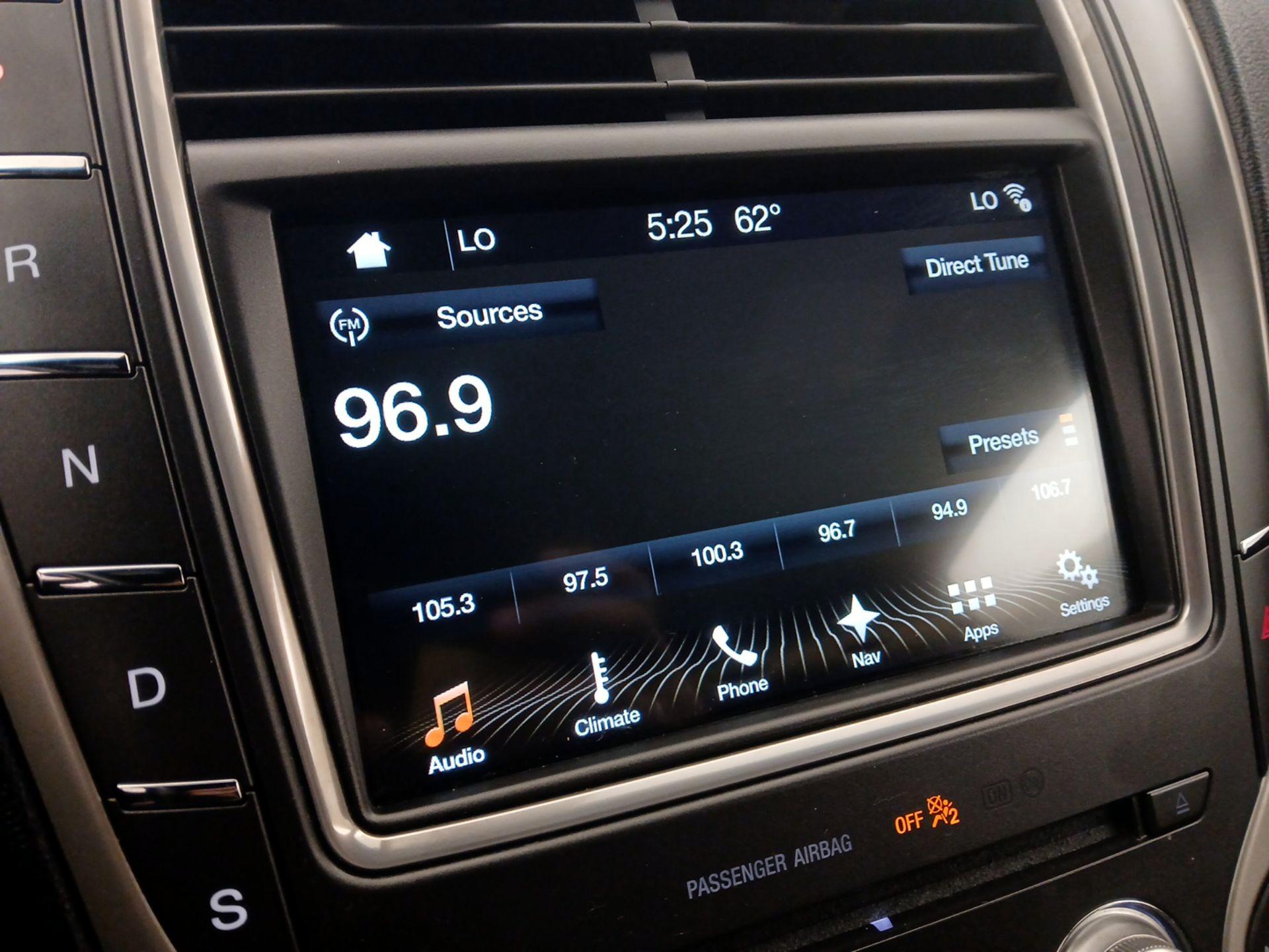 Thumbnail: 2018 Lincoln MKX - 16