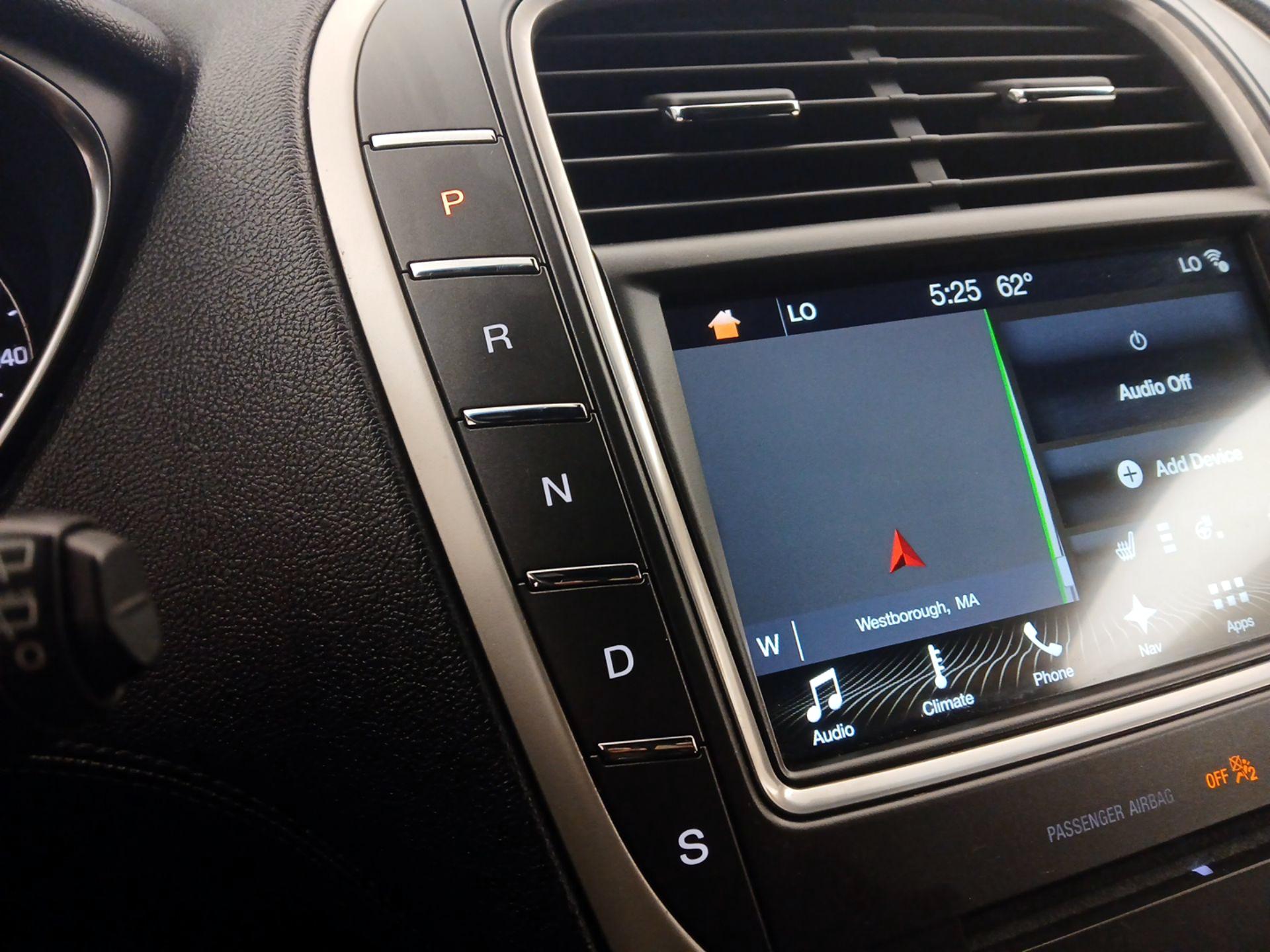 Thumbnail: 2018 Lincoln MKX - 18