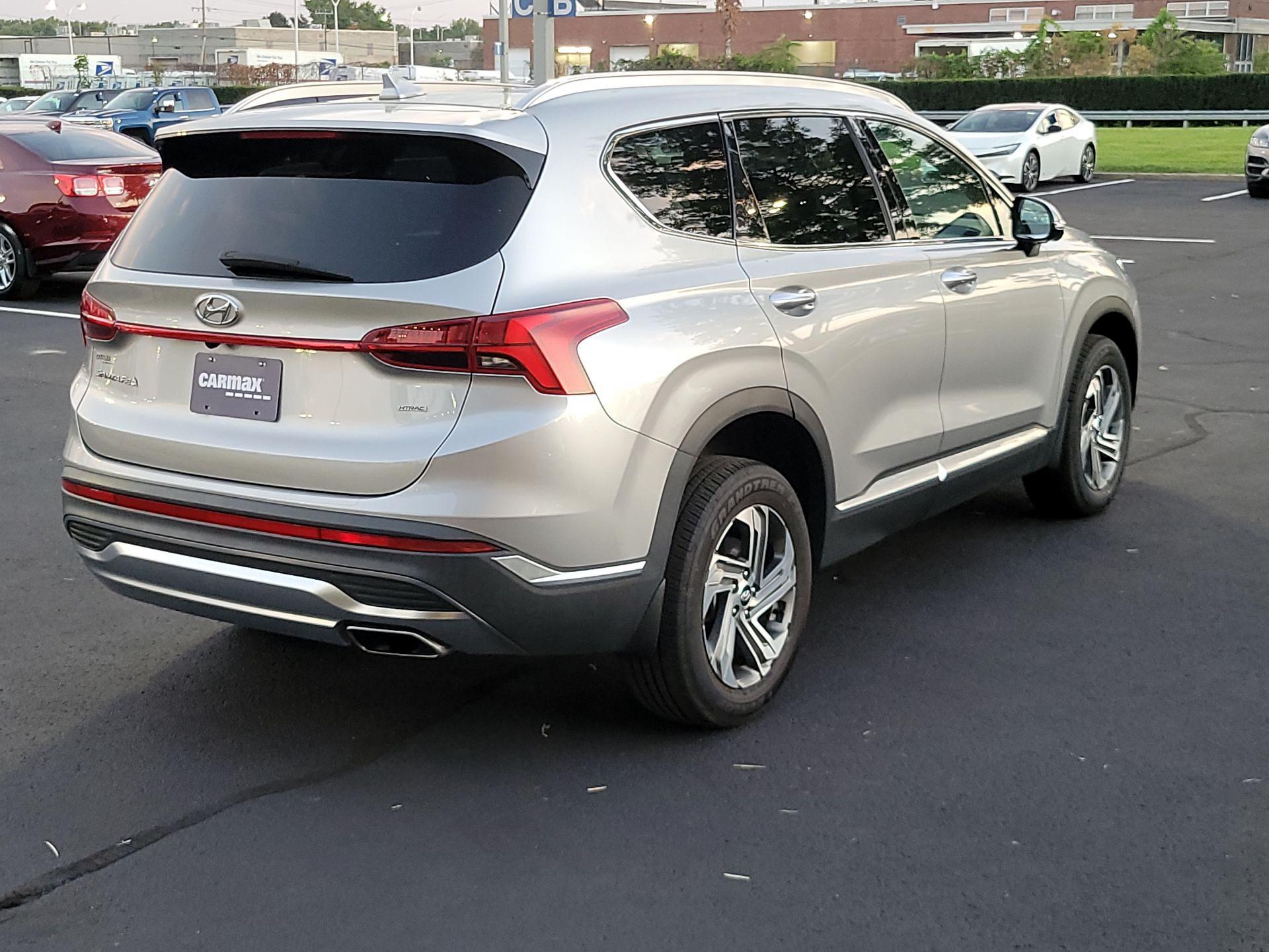 Thumbnail: 2023 Hyundai Santa Fe - 5