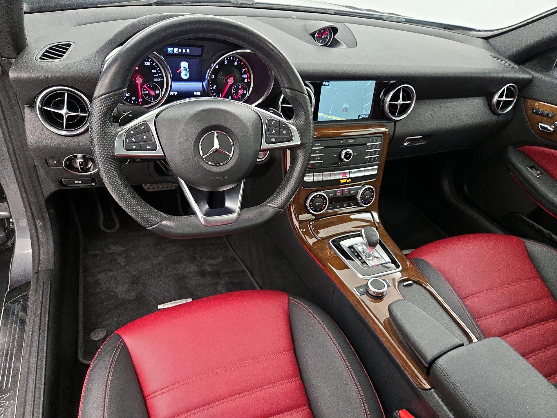 Thumbnail: 2018 Mercedes-Benz SLC - 9