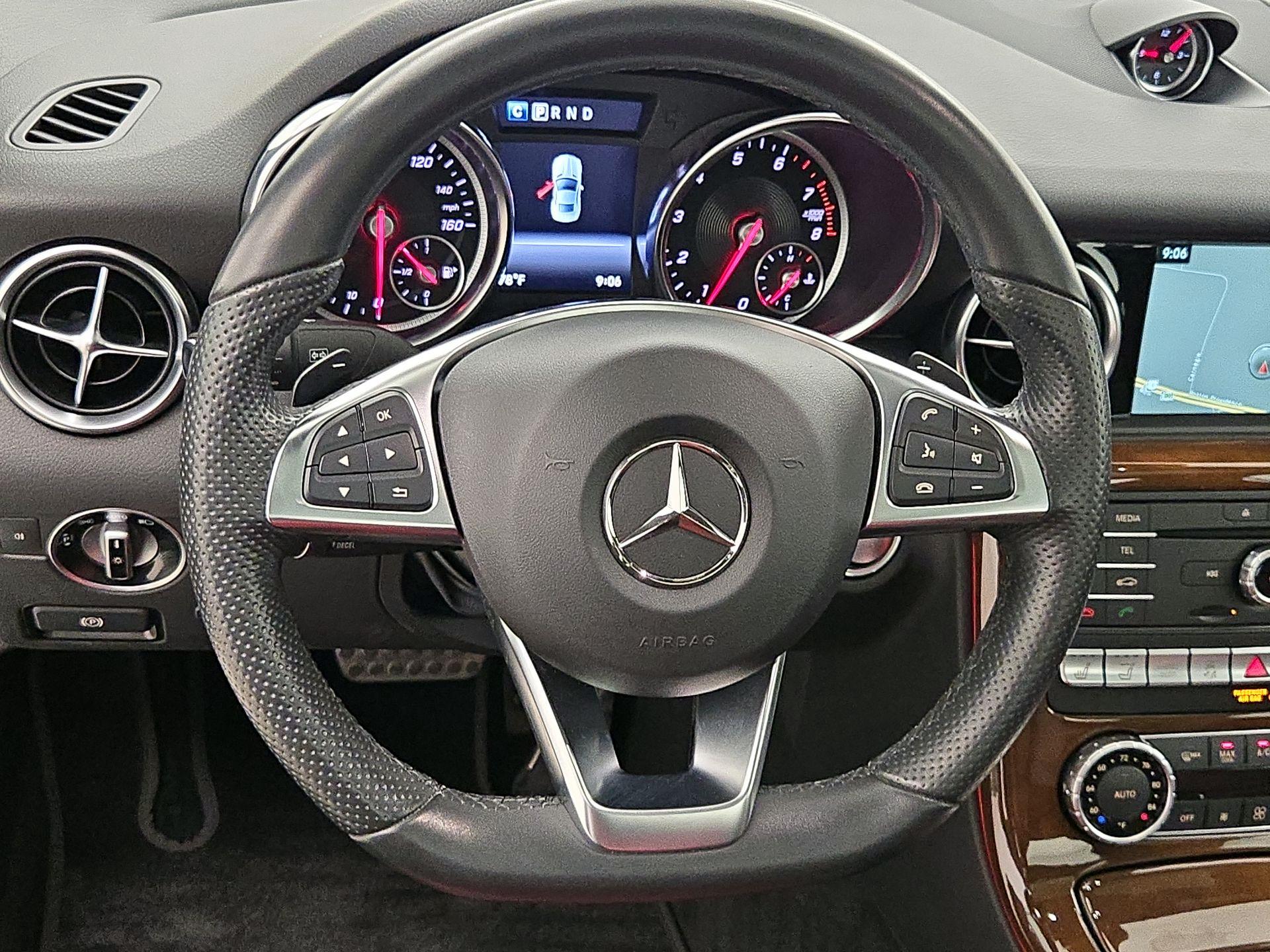 Thumbnail: 2018 Mercedes-Benz SLC - 10