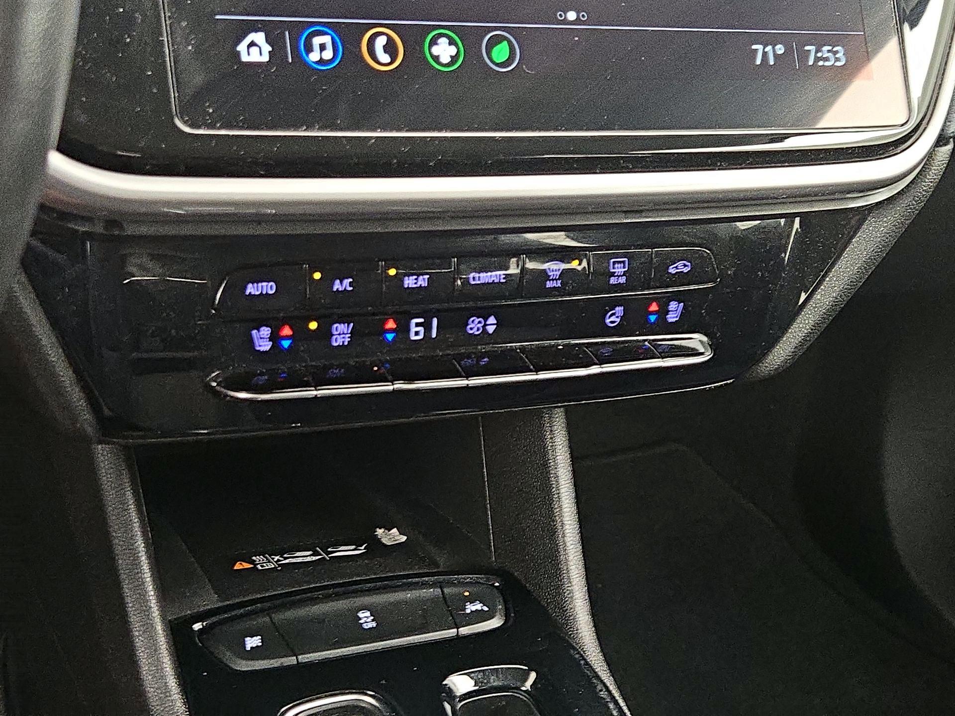 Thumbnail: 2023 Chevrolet Bolt EUV - 16