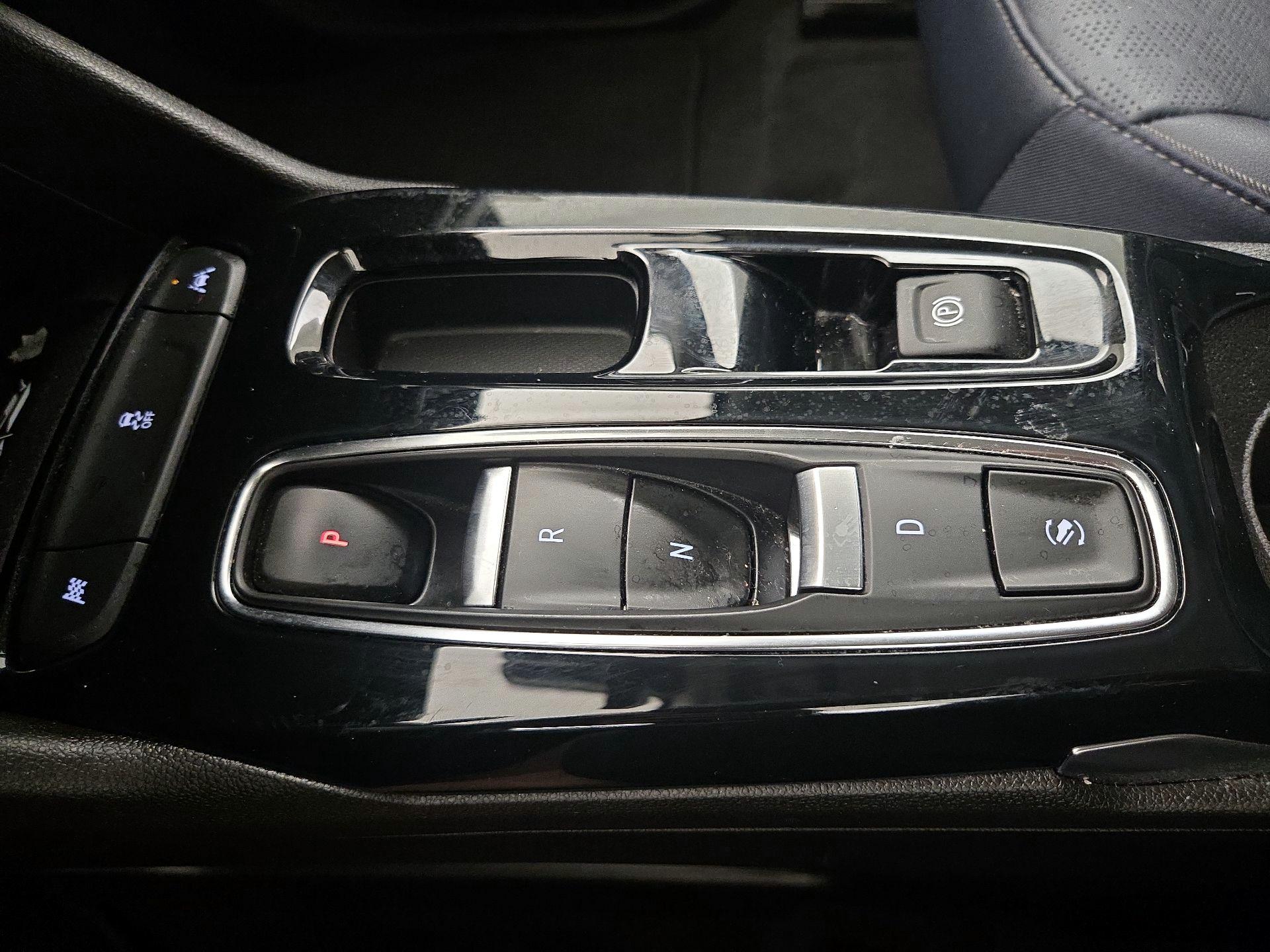 Thumbnail: 2023 Chevrolet Bolt EUV - 17