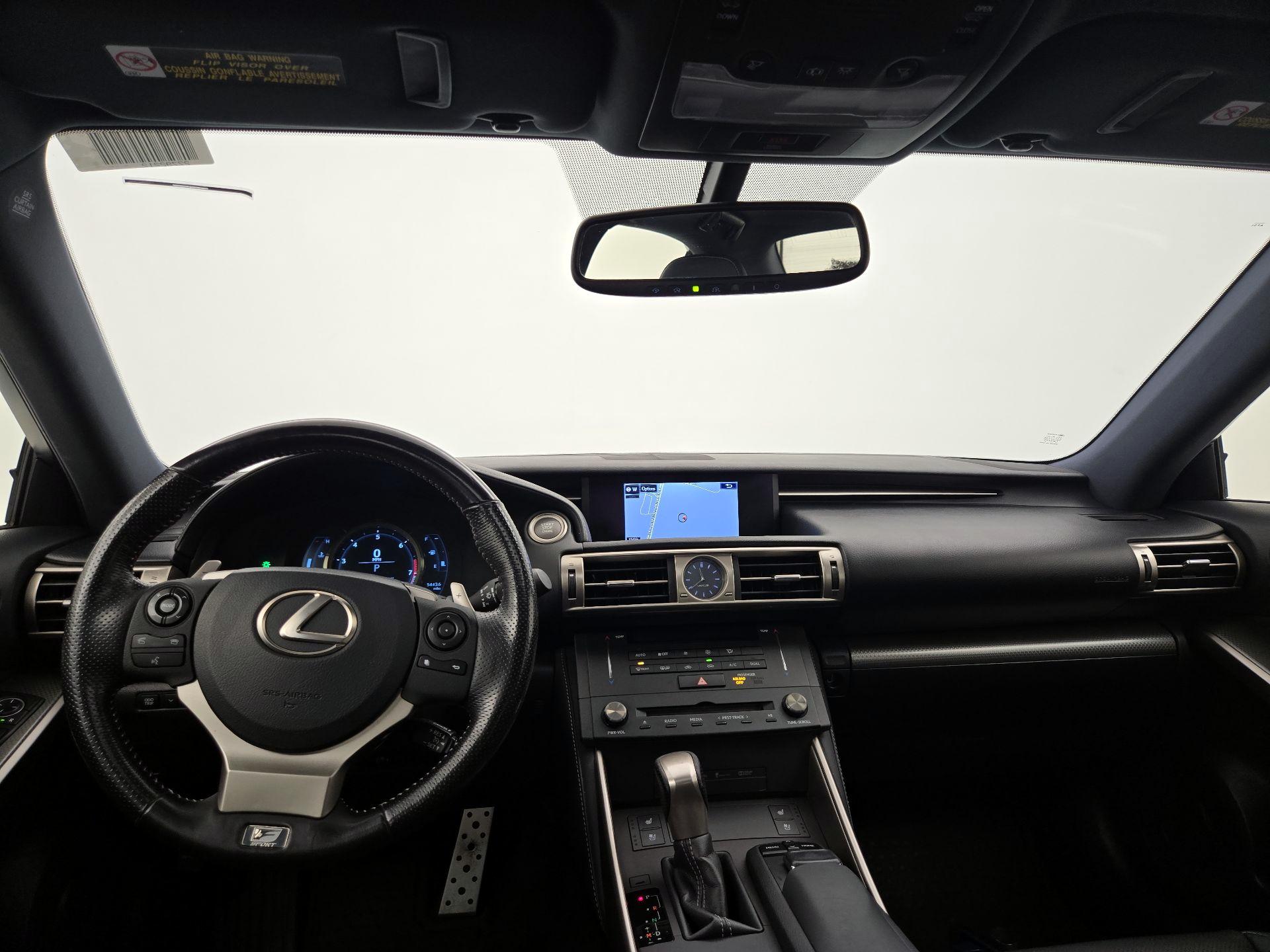 Thumbnail: 2016 Lexus IS - 9