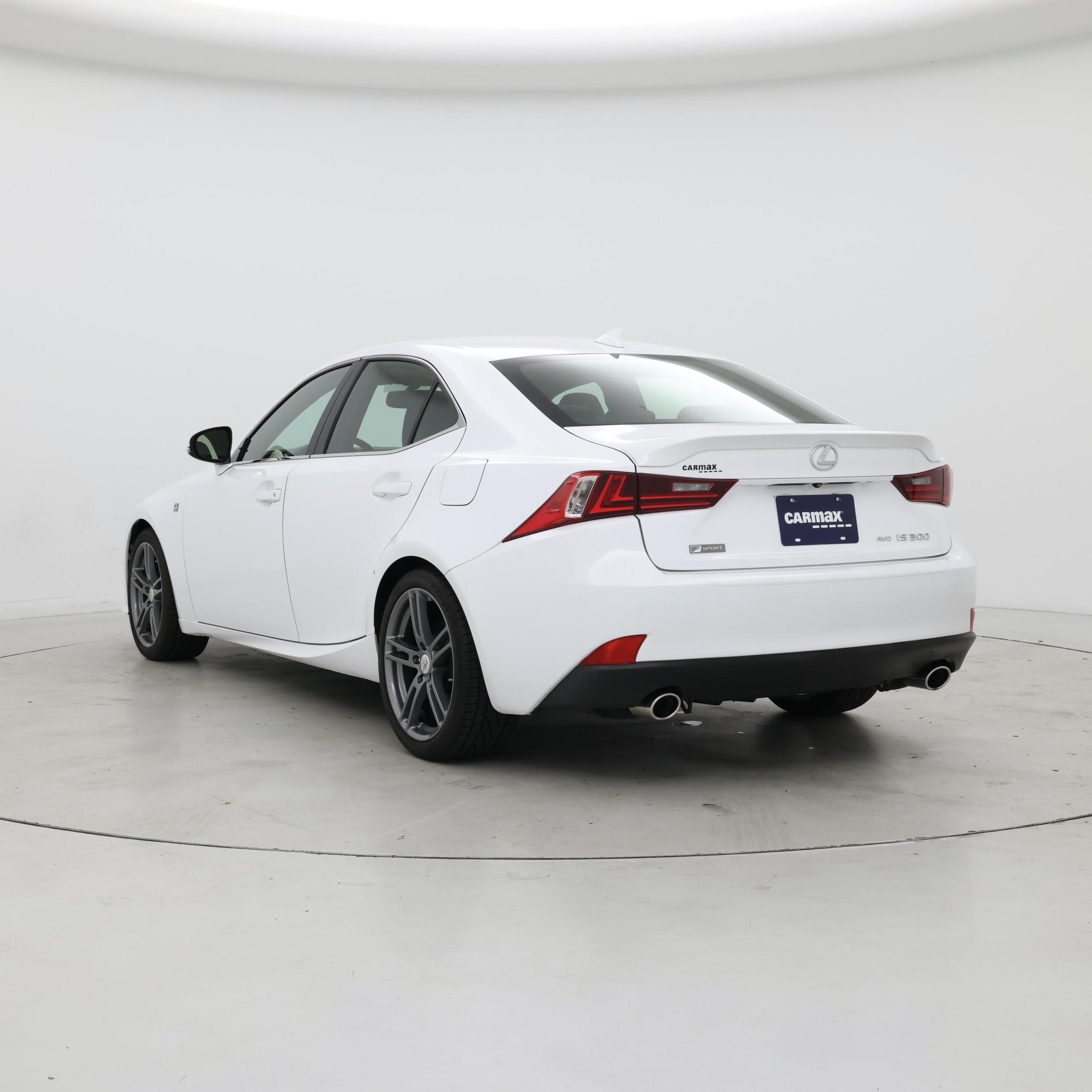 Thumbnail: 2016 Lexus IS - 2