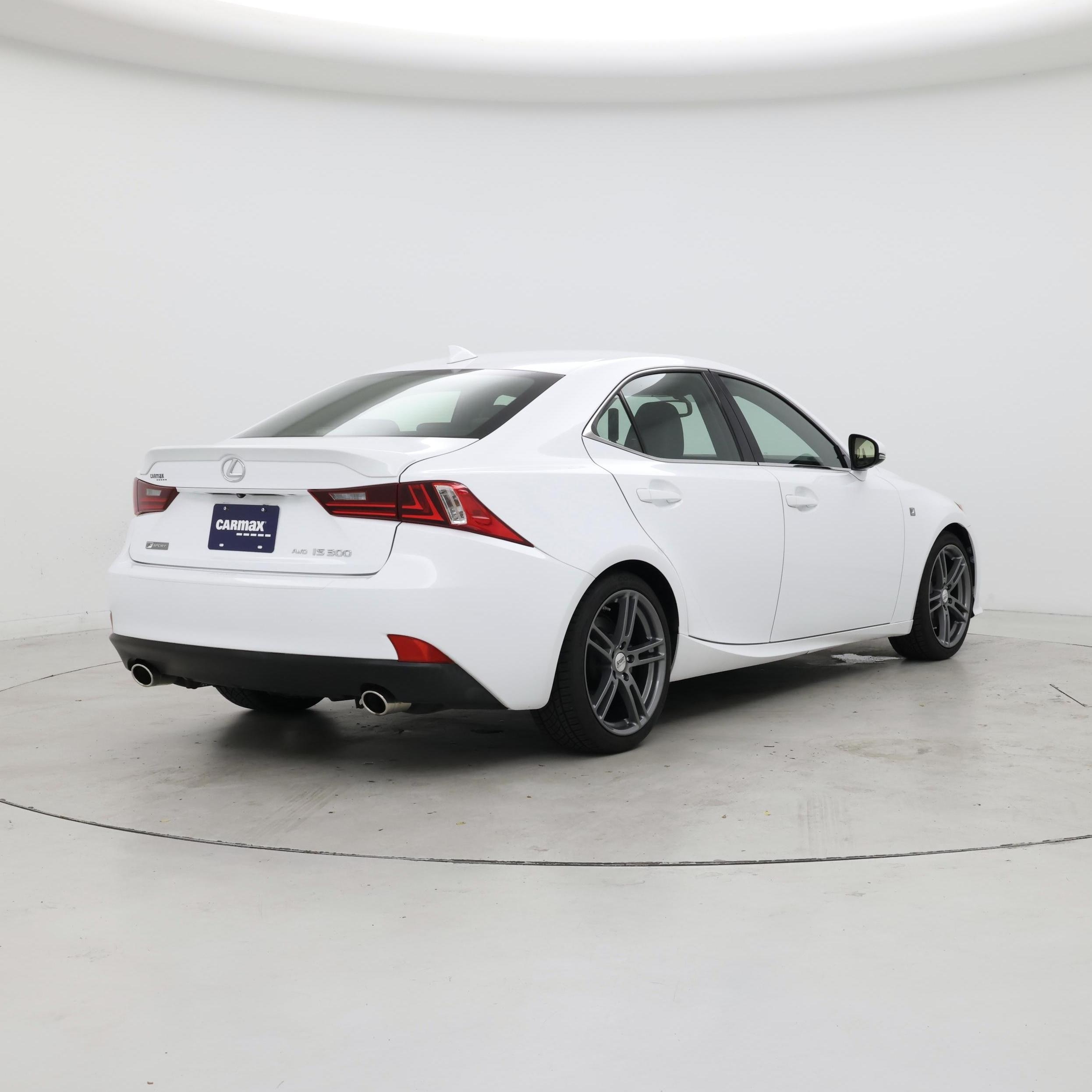Thumbnail: 2016 Lexus IS - 8
