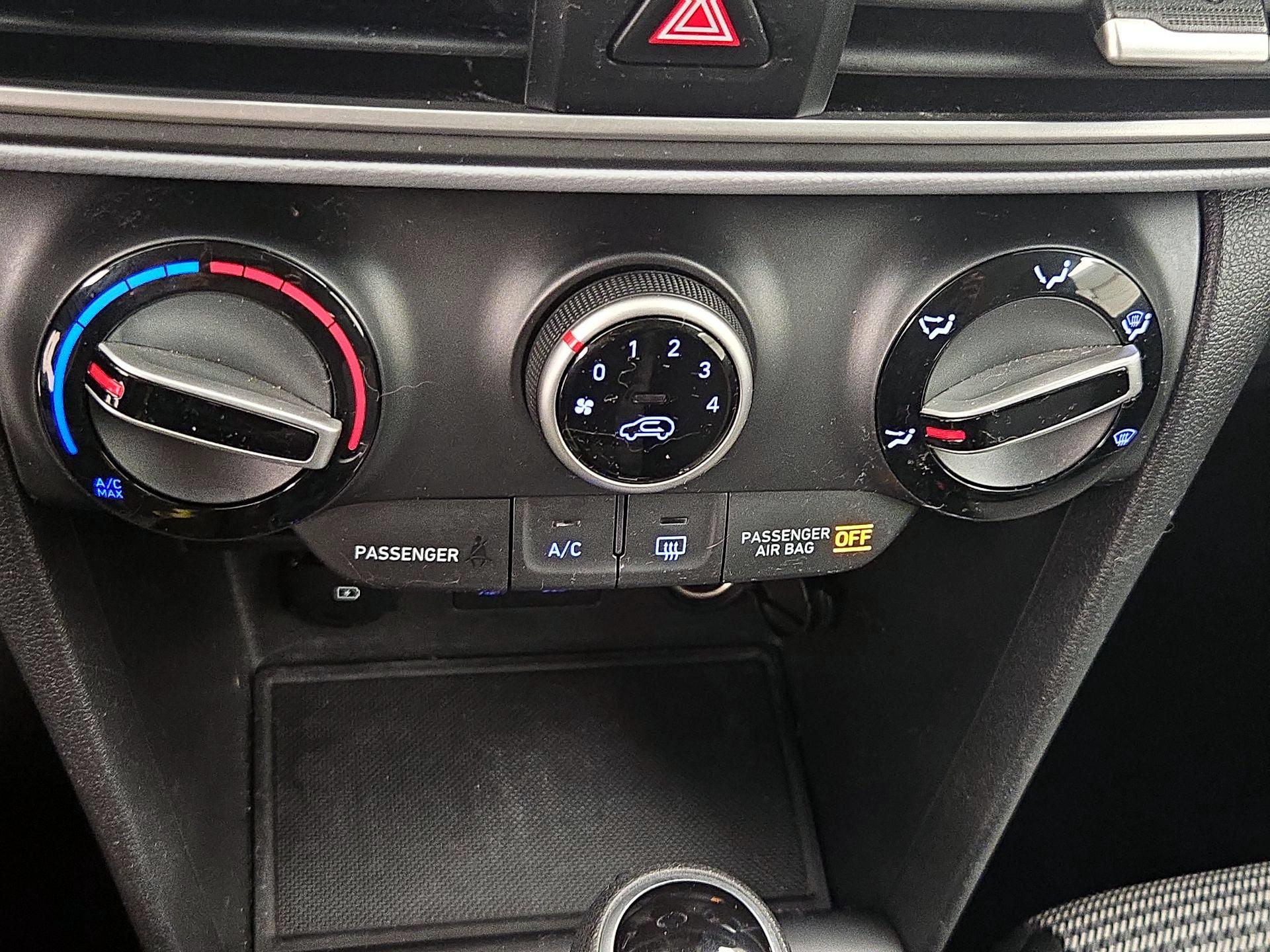 Thumbnail: 2020 Hyundai Kona - 16