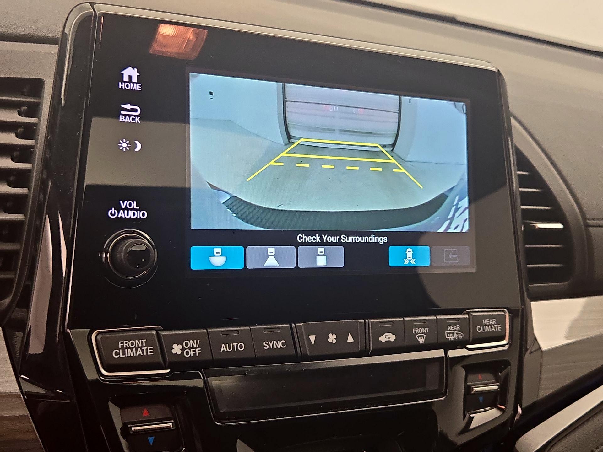 Thumbnail: 2023 Honda Odyssey - 15