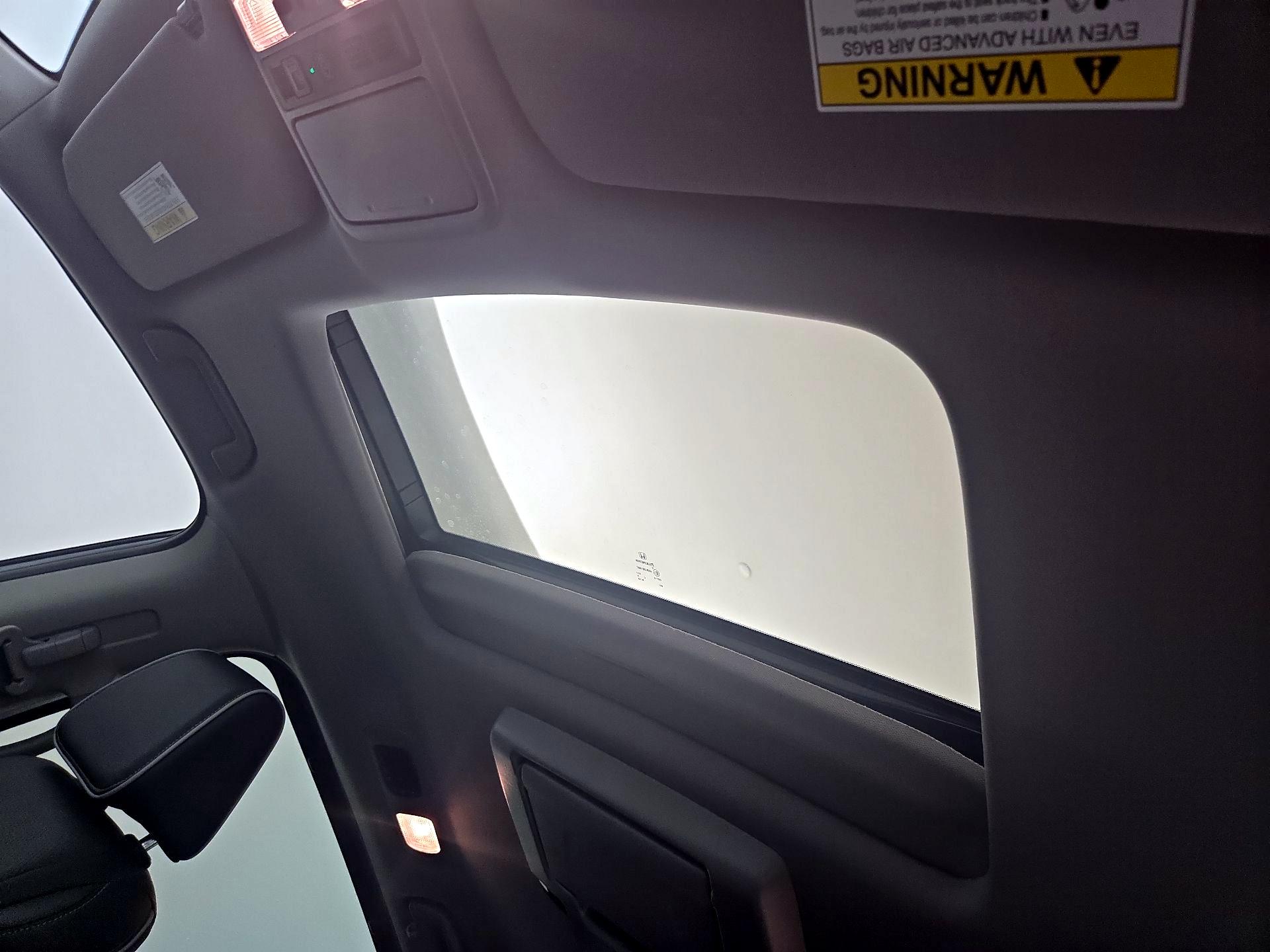 Thumbnail: 2023 Honda Odyssey - 20