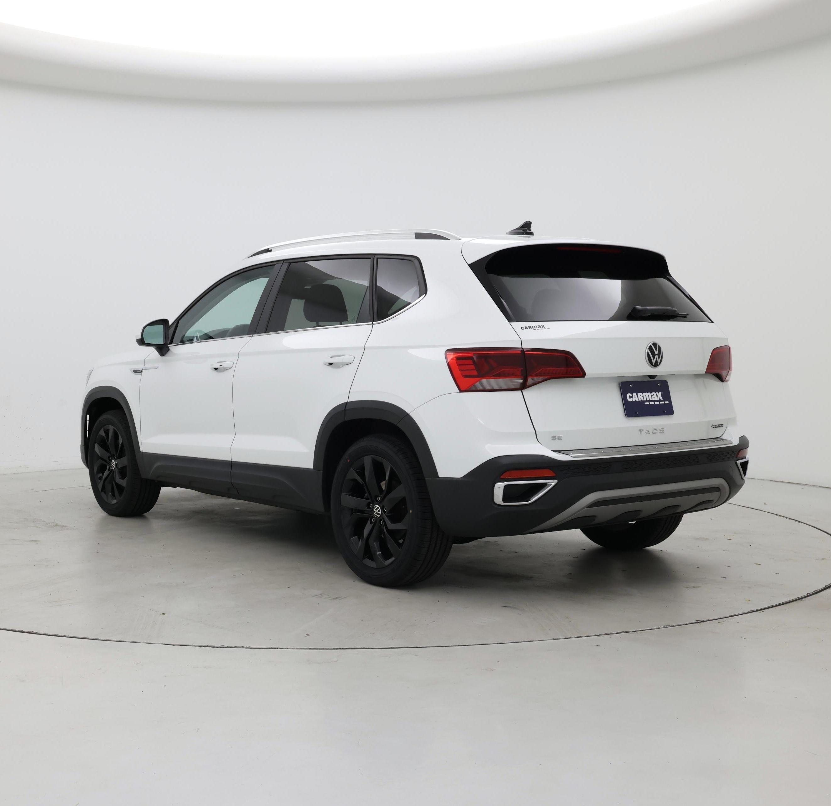Thumbnail: 2022 Volkswagen Taos - 2