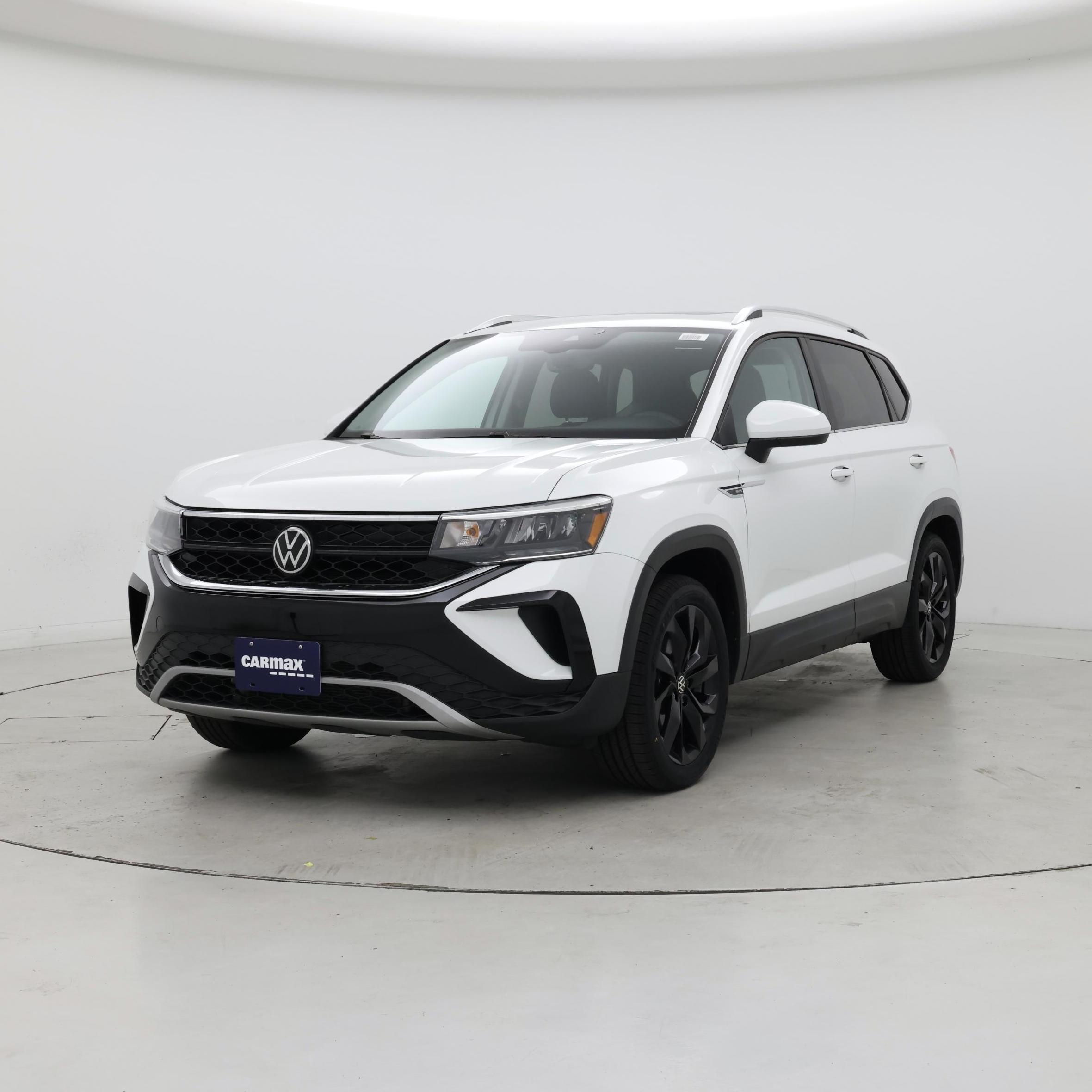 Thumbnail: 2022 Volkswagen Taos - 4