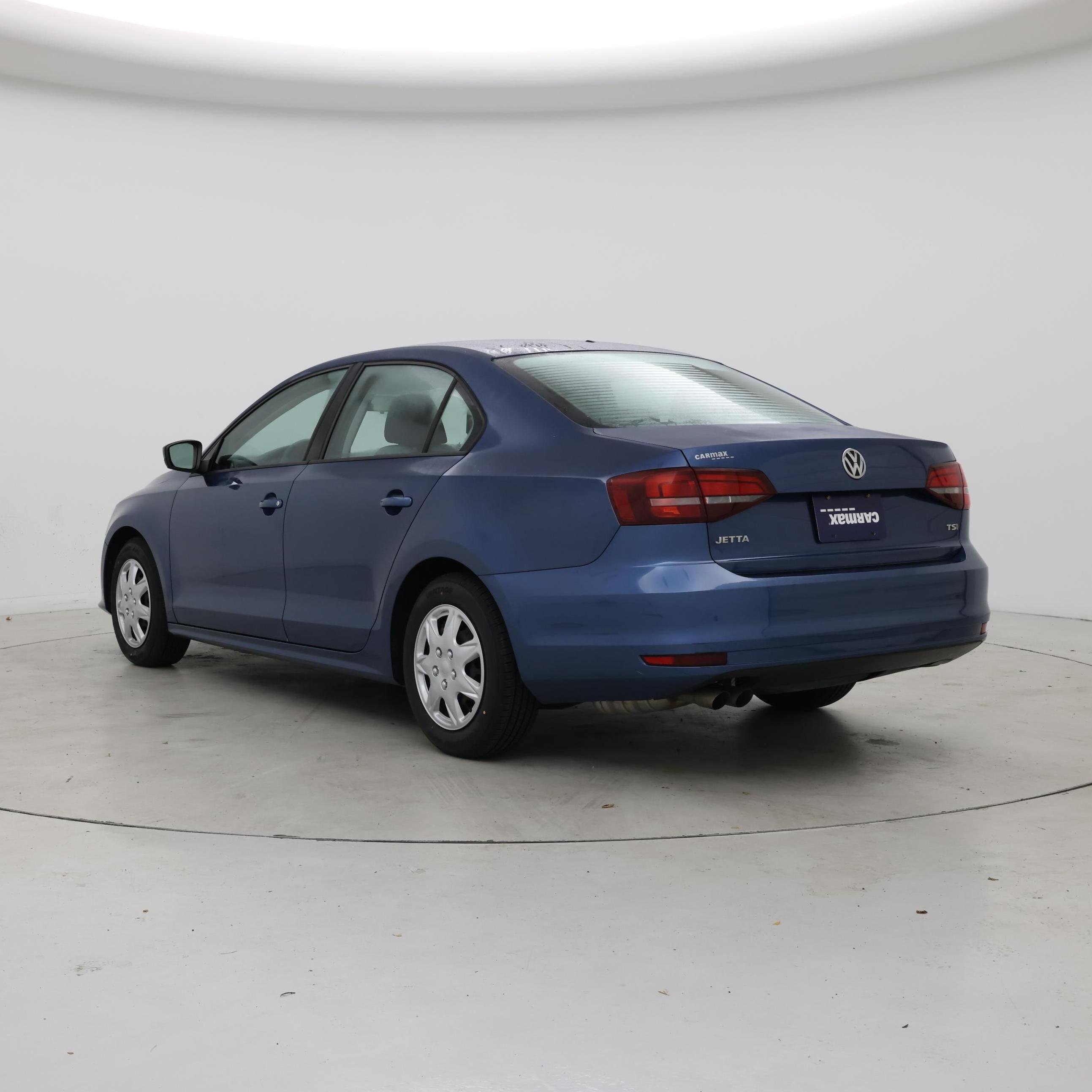 Thumbnail: 2016 Volkswagen Jetta - 2