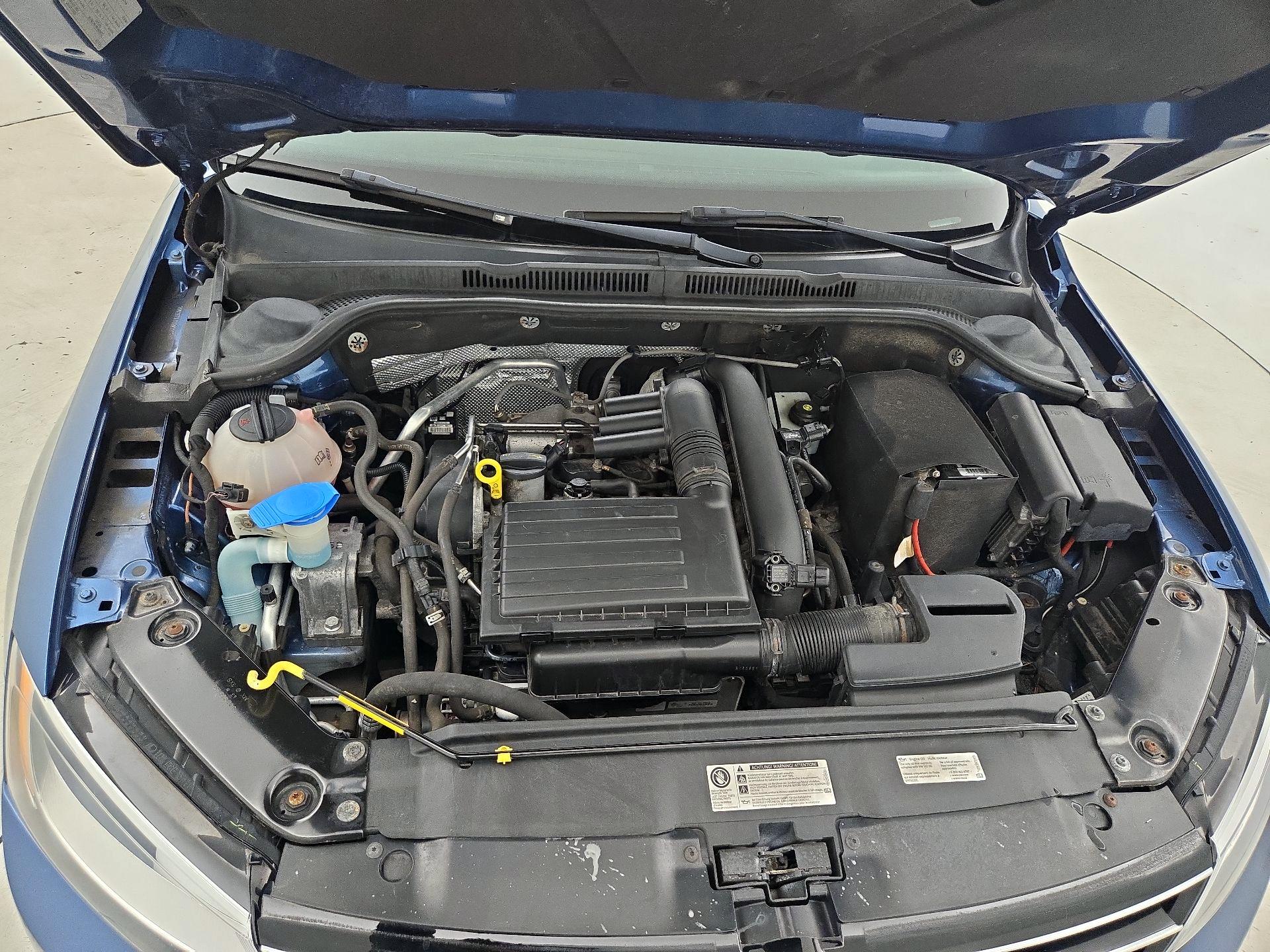 Thumbnail: 2016 Volkswagen Jetta - 20