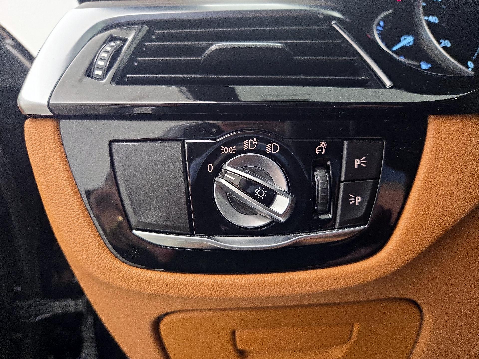 Thumbnail: 2019 BMW 5 Series - 13