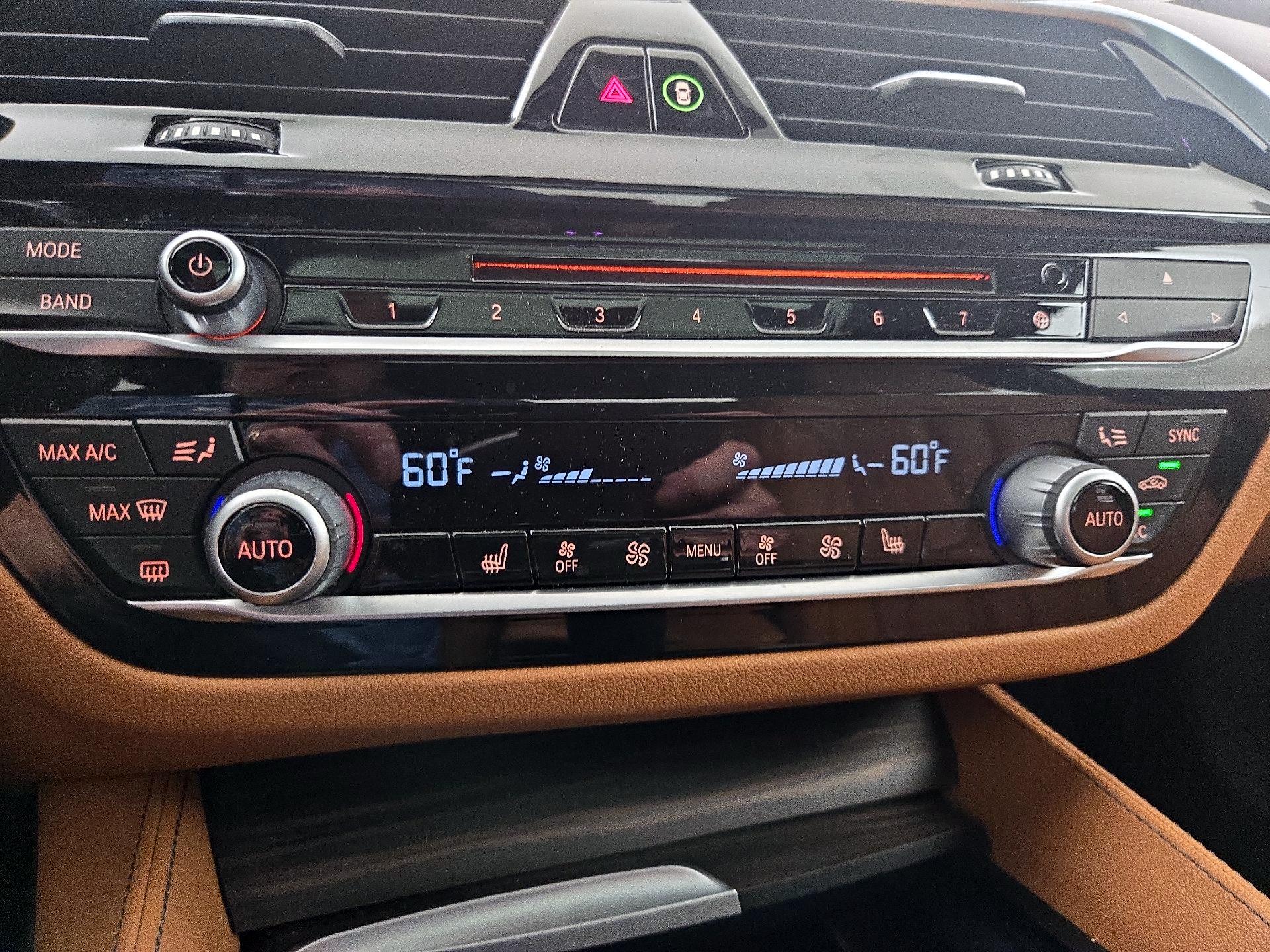 Thumbnail: 2019 BMW 5 Series - 17