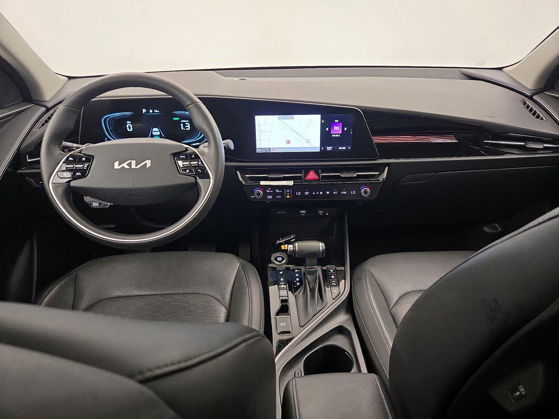 Thumbnail: 2023 Kia Niro - 9