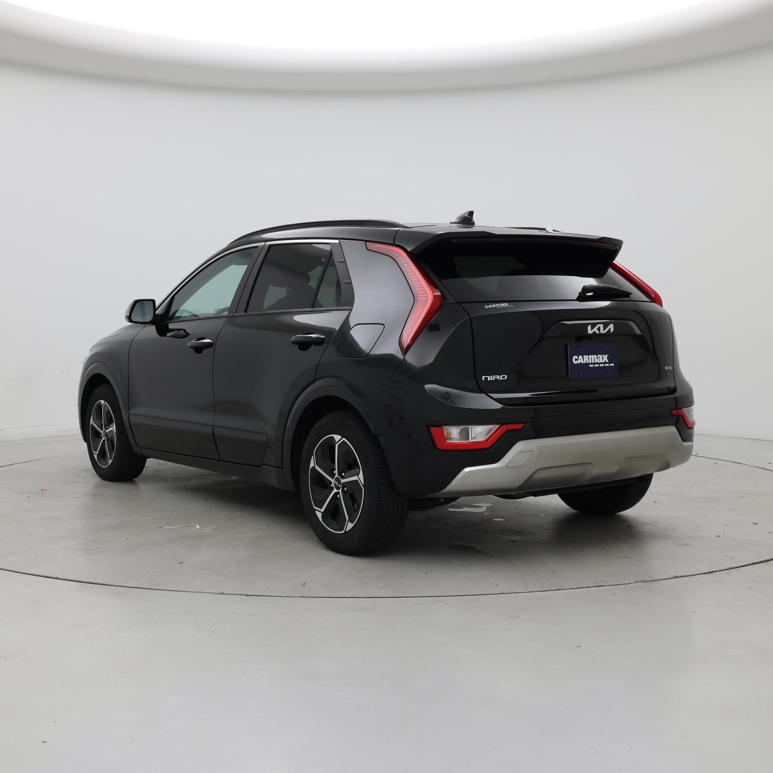 Thumbnail: 2023 Kia Niro - 2
