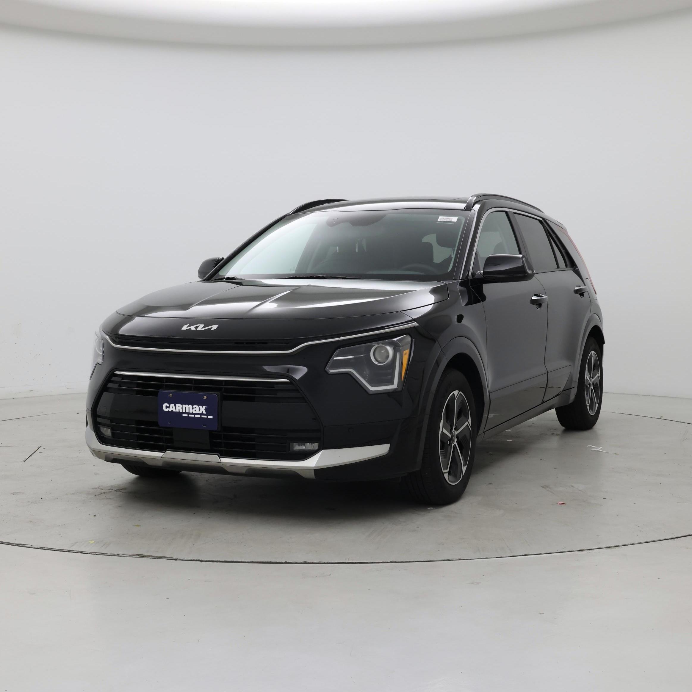 Thumbnail: 2023 Kia Niro - 4